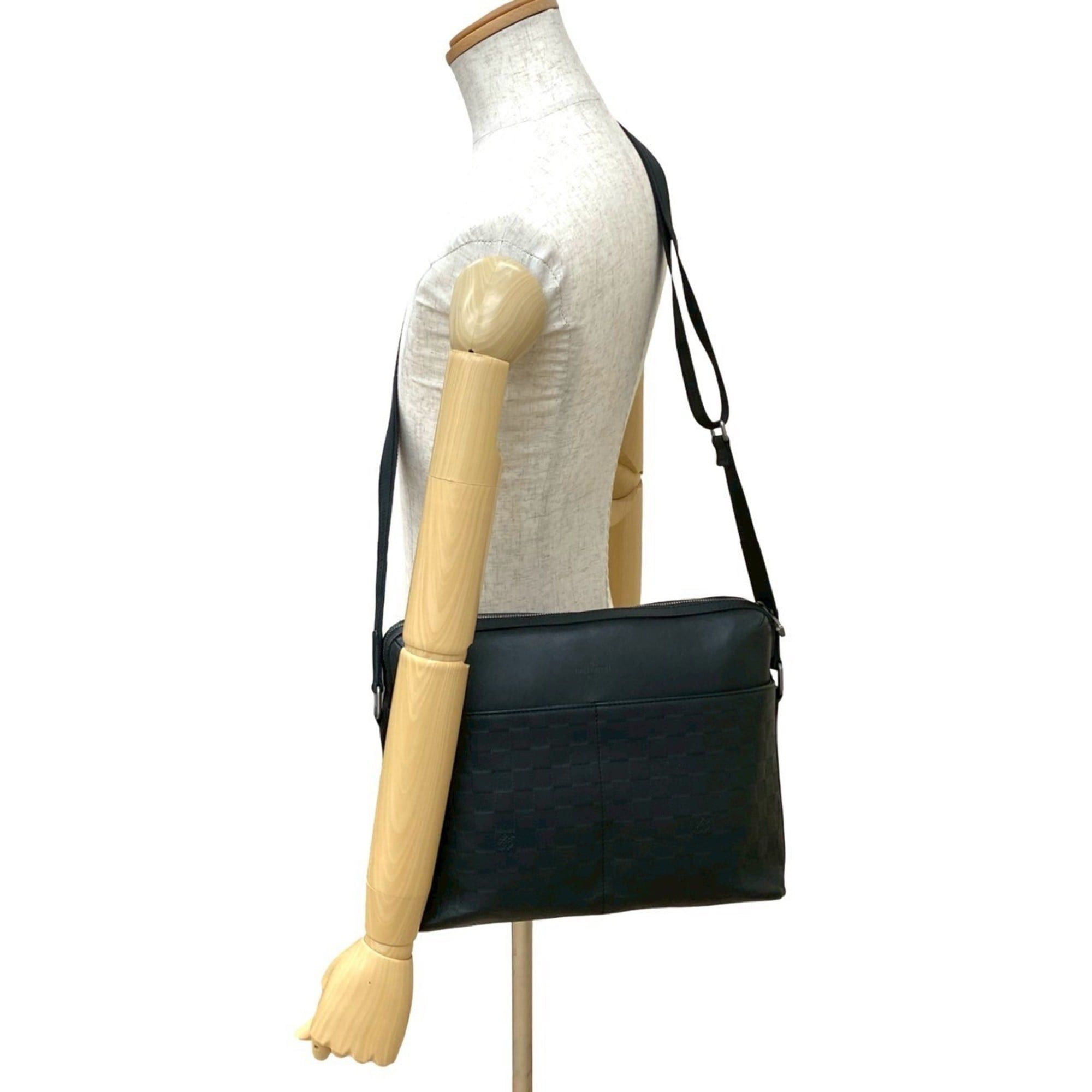 Louis Vuitton LOUIS VUITTON Calypso MM Damier Infini Leather Shoulder Bag/Pochette Black 47796 Size ONE SIZE - 2 Thumbnail