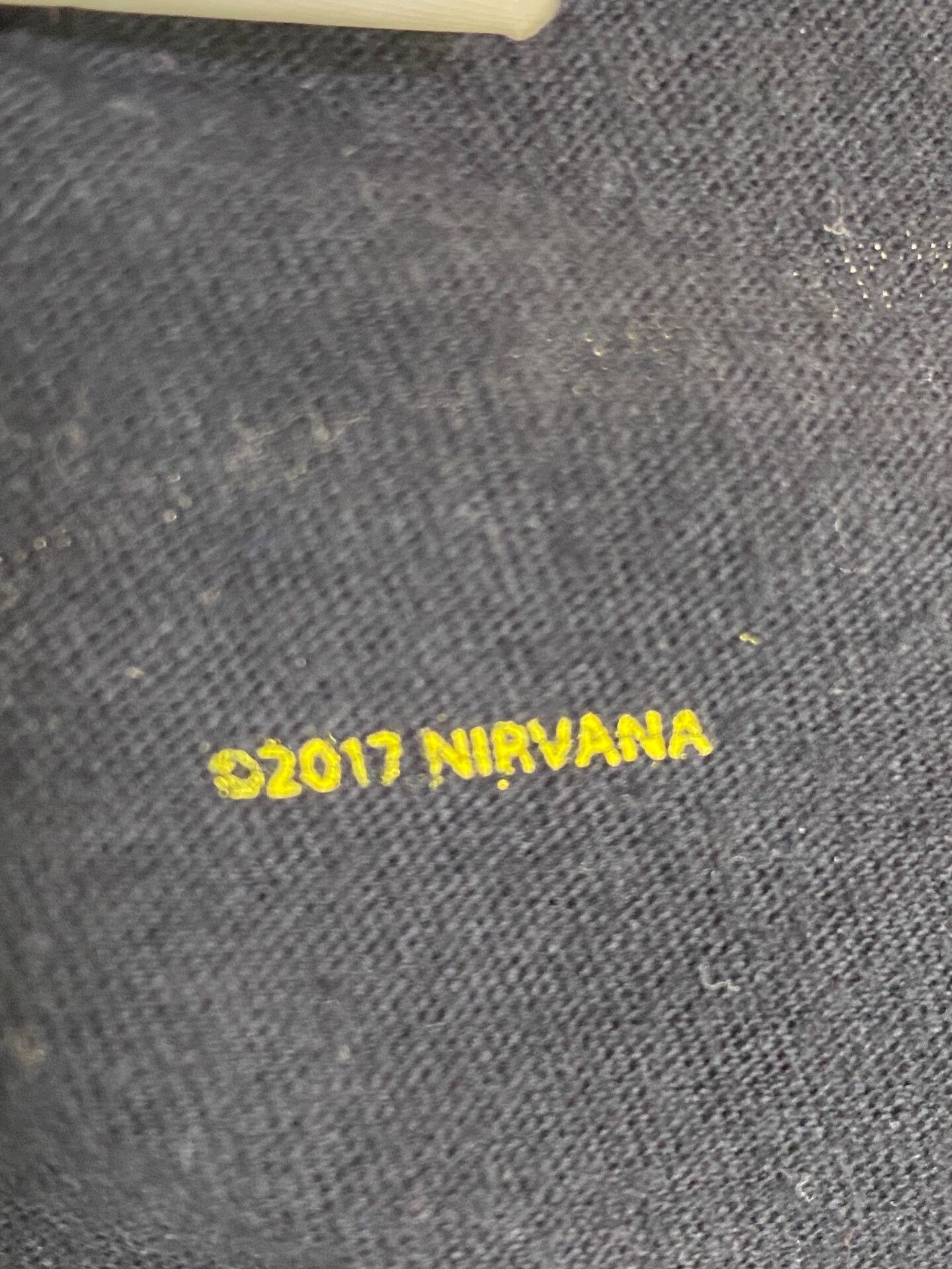 Gildan Nirvana Vintage Band T-Shirt Size US L / EU 52-54 / 3 - 9 Thumbnail