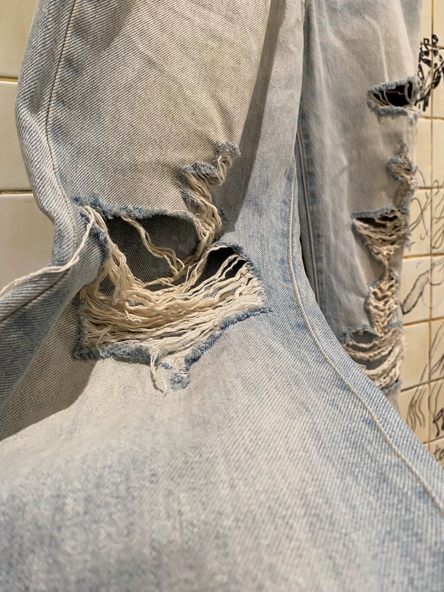 Amiri AMIRI Distressed Denim Jeans Size US 31 - 8 Thumbnail