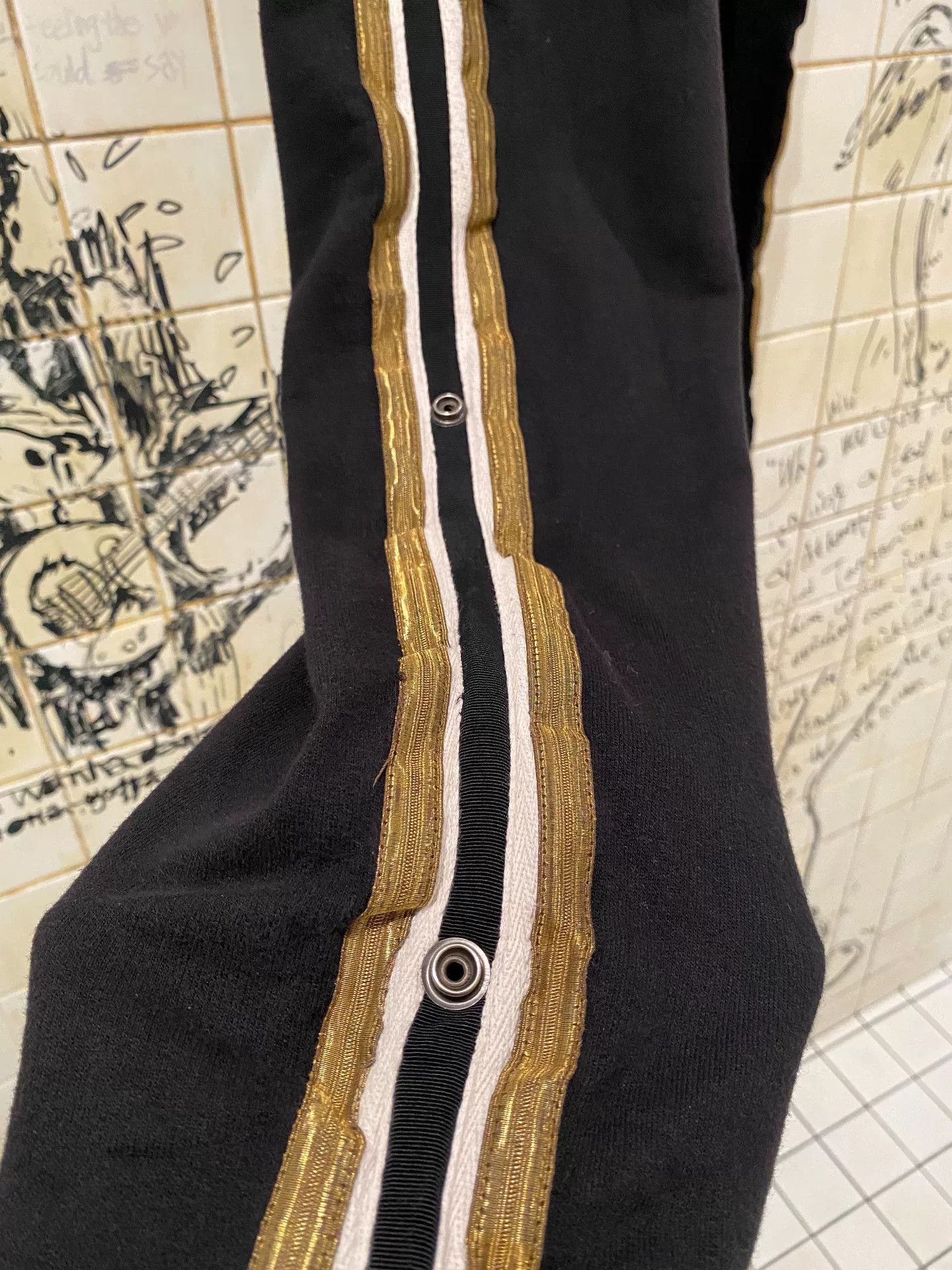 Greg Lauren Greg Lauren Black Gold Stripe Sweatpants Size US 26 / EU 42 - 3 Thumbnail