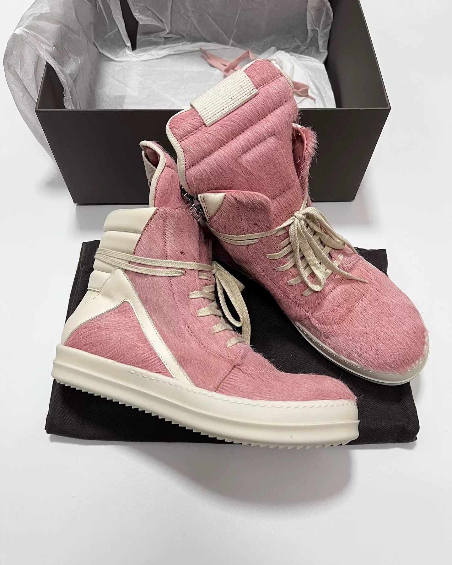 Rick Owens Rick Owens Pink Fur-Trimmed Sneakers Size US 10.5 / EU 43-44 - 2 Thumbnail