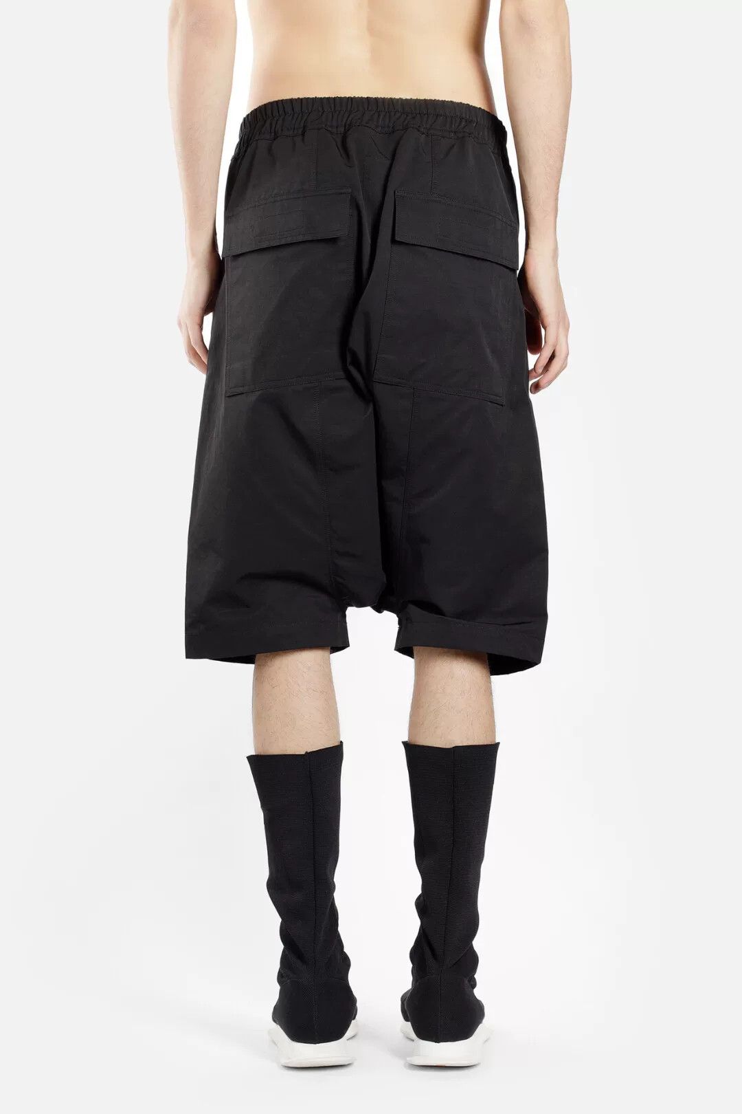 Rick Owens Rick Owens Cargo Shorts in Black Size US 28 / EU 44 - 6 Thumbnail