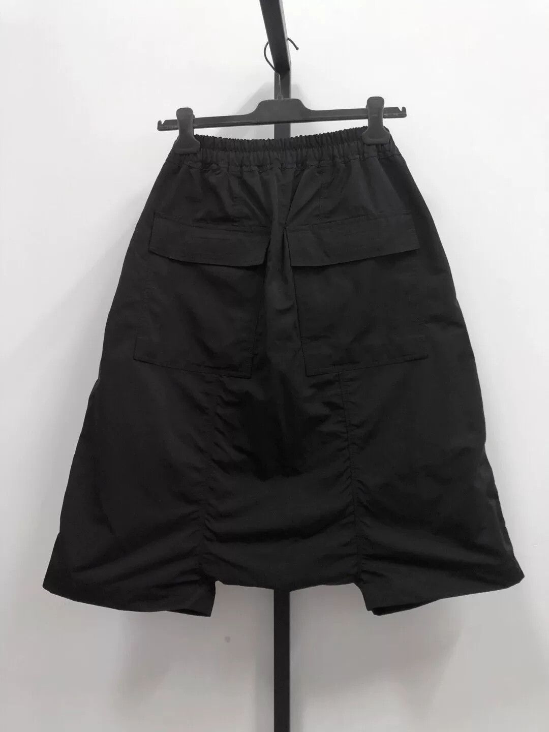 Rick Owens Rick Owens Cargo Shorts in Black Size US 28 / EU 44 - 2 Thumbnail