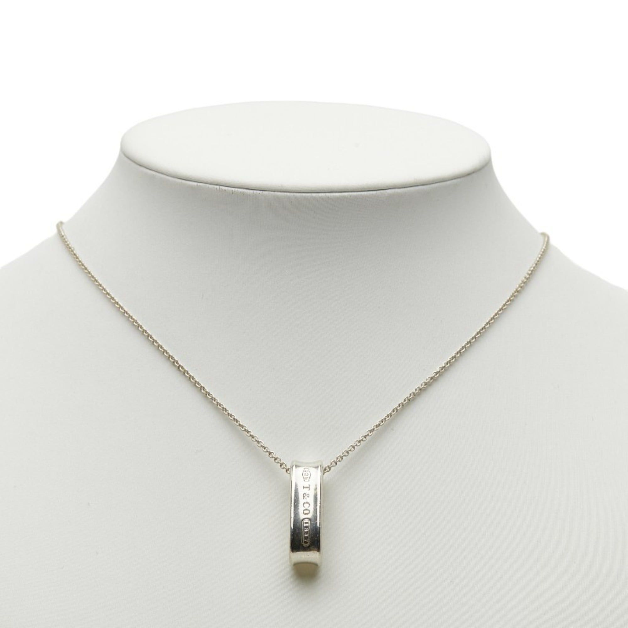 Tiffany & Co. Tiffany & Co. 1837 Oval Loop Necklace in 925 Sterling Silver for Women. Size ONE SIZE - 8 Thumbnail