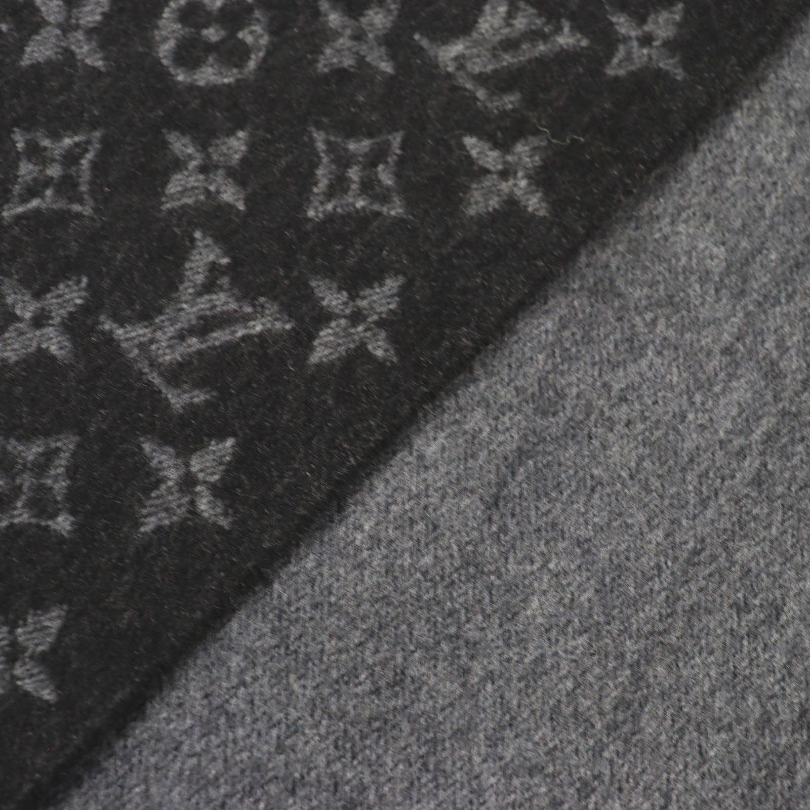 Louis Vuitton Louis Vuitton Louis Vuitton Monogram Gradient Cashmere Wool Scarf Textile Scarf M71607 DUTY FREE for USA Size ONE SIZE - 4 Thumbnail