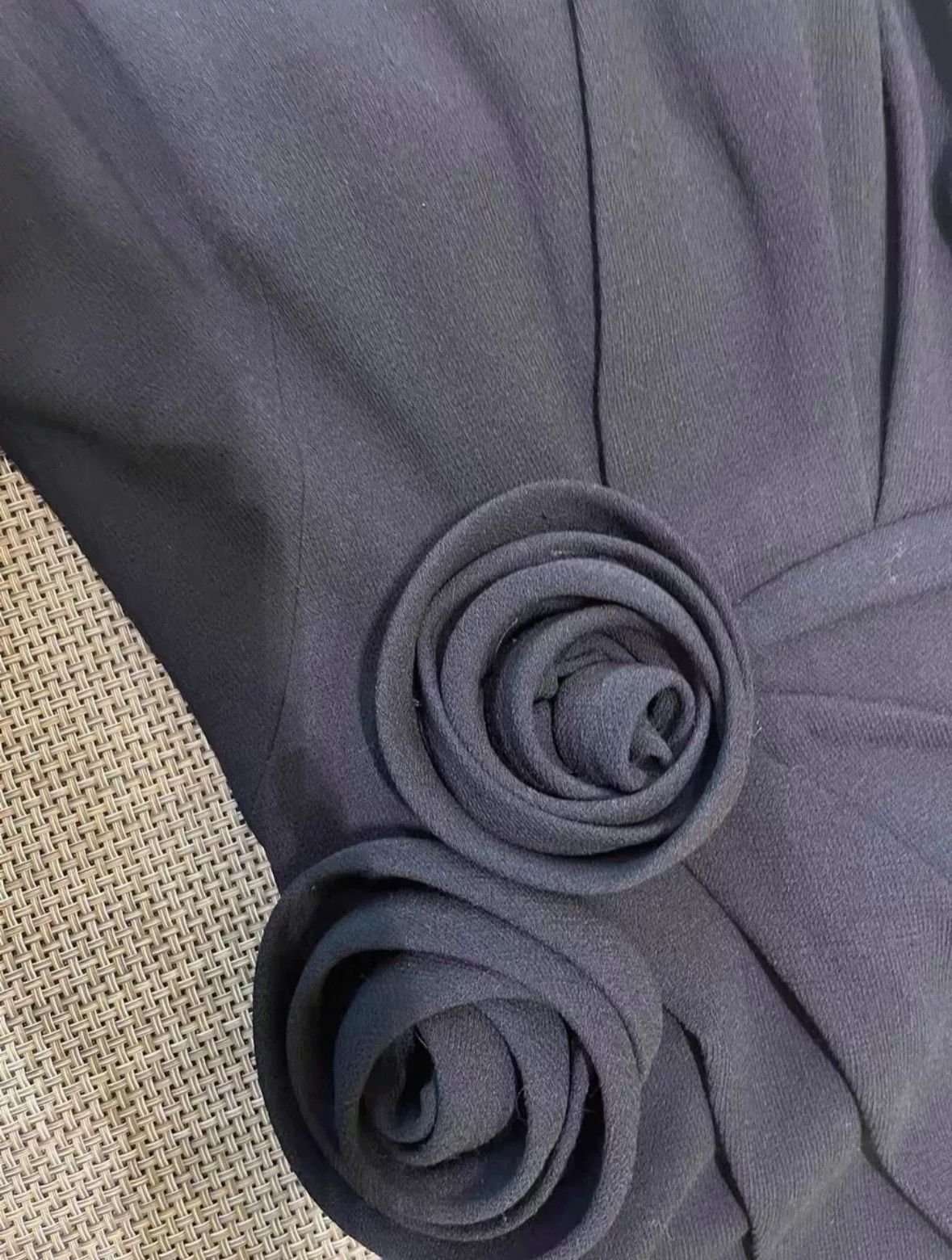 Oscar De La Renta Oscar de la Renta Black Off-Shoulder Dress Size M / US 6-8 / IT 42-44 - 3 Thumbnail