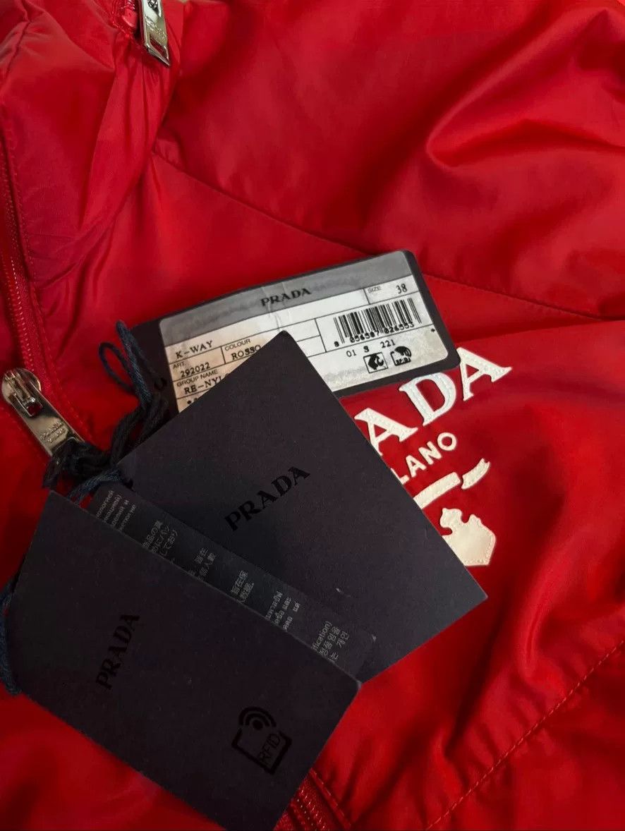 Prada PRADA Recycled Nylon Light Jacket Size 38 Size S / US 4 / IT 40 - 7 Thumbnail
