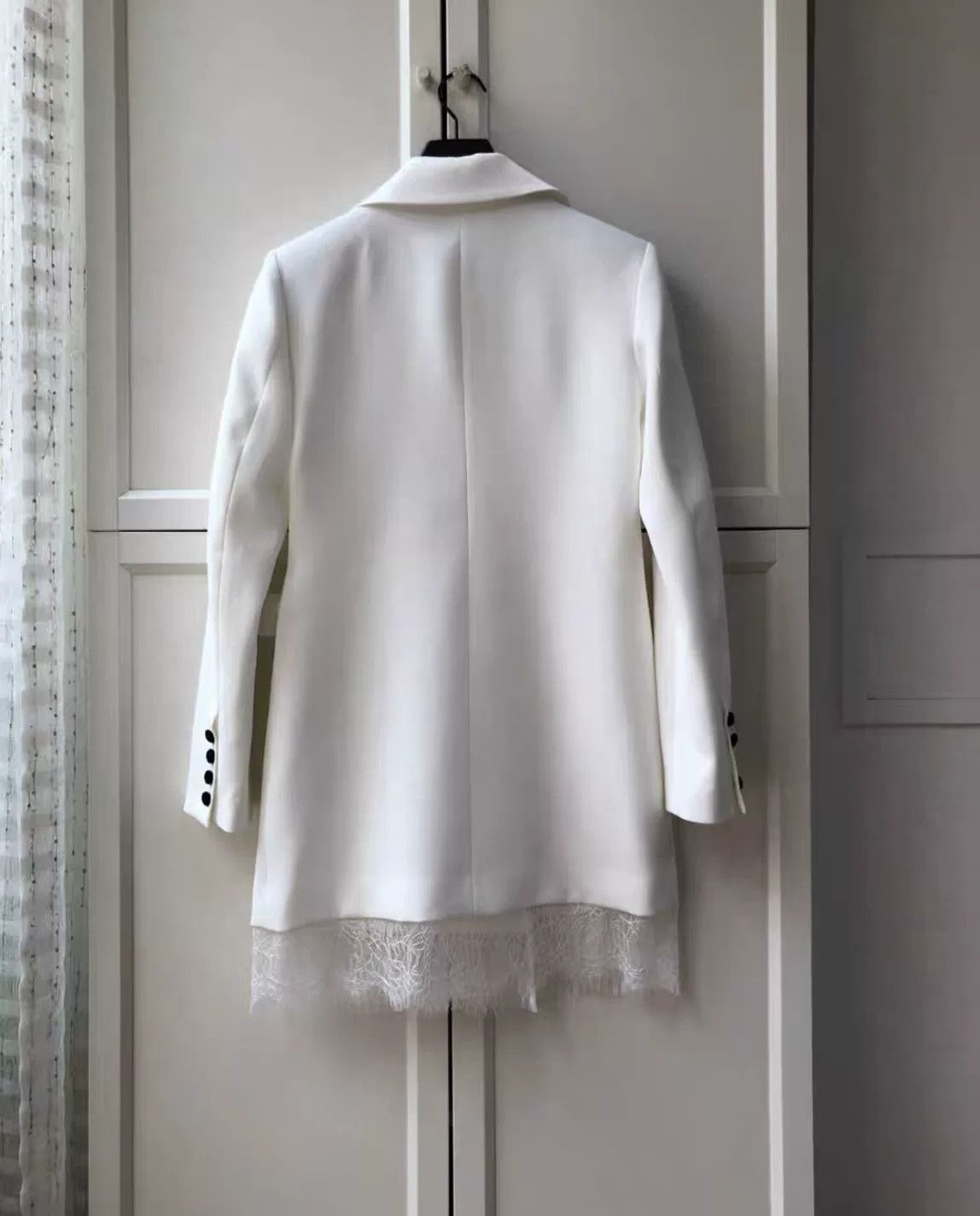 Self-Portrait White Lace Blazer Dress by Self-Portrait Size M / US 6-8 / IT 42-44 - 3 Thumbnail
