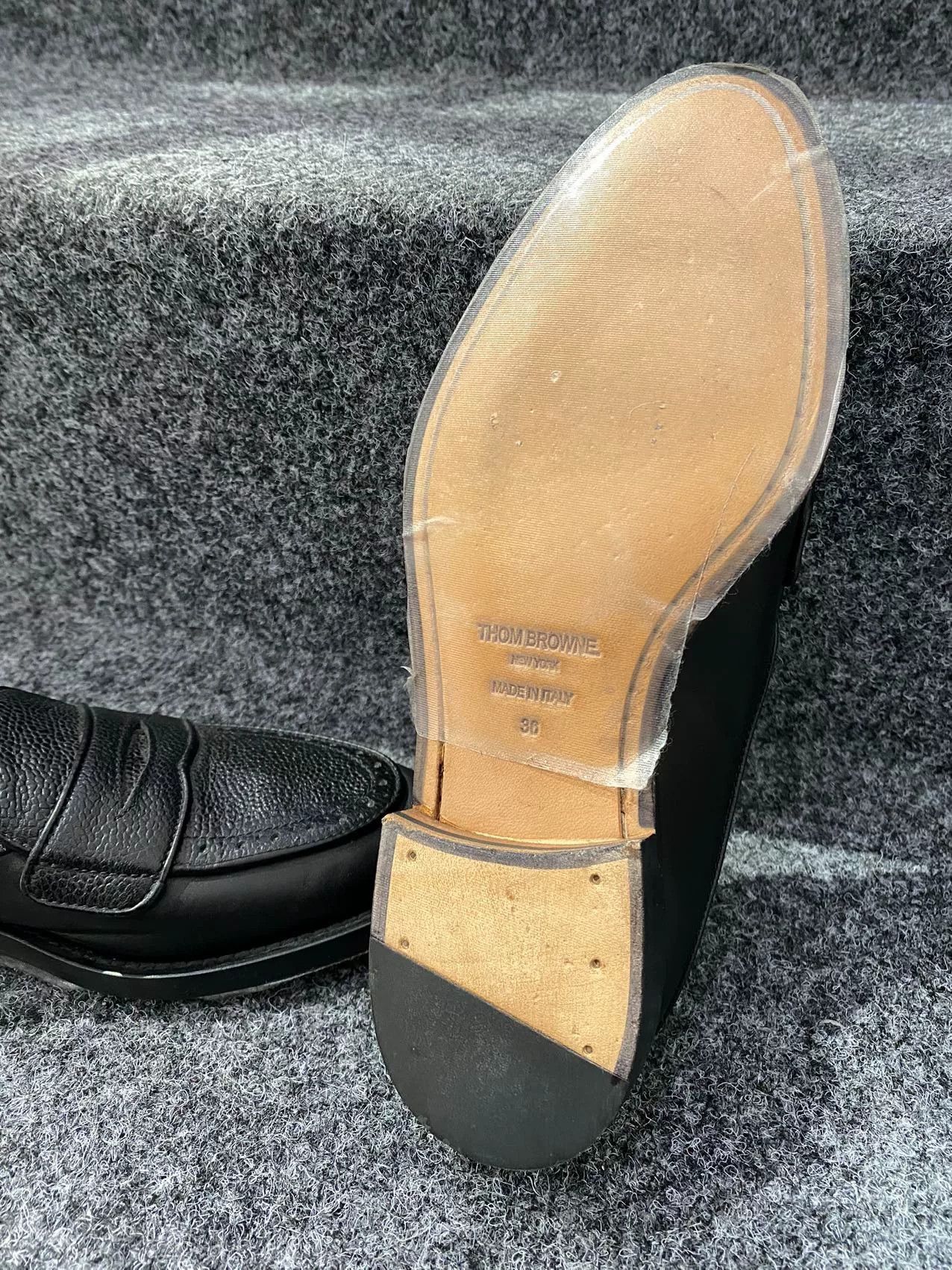 Thom Browne Thom Browne Basic Loafers Black Leather Size US 5.5 / EU 38 - 7 Thumbnail