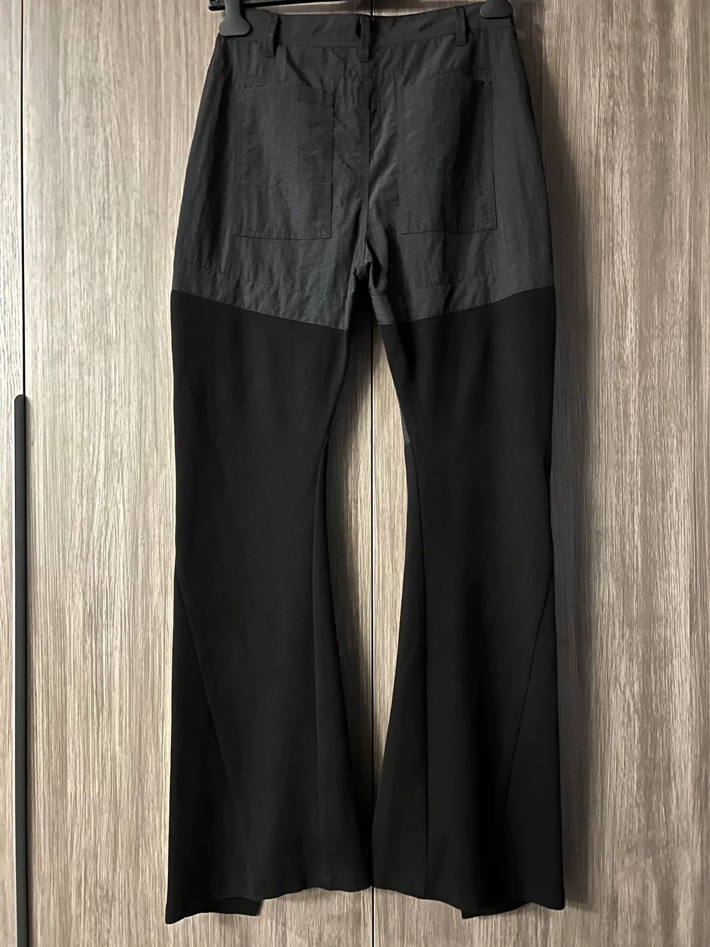 Julius Julius 7 Flared Pants with Cutouts Size 25" / US 0 / IT 36 - 2 Thumbnail