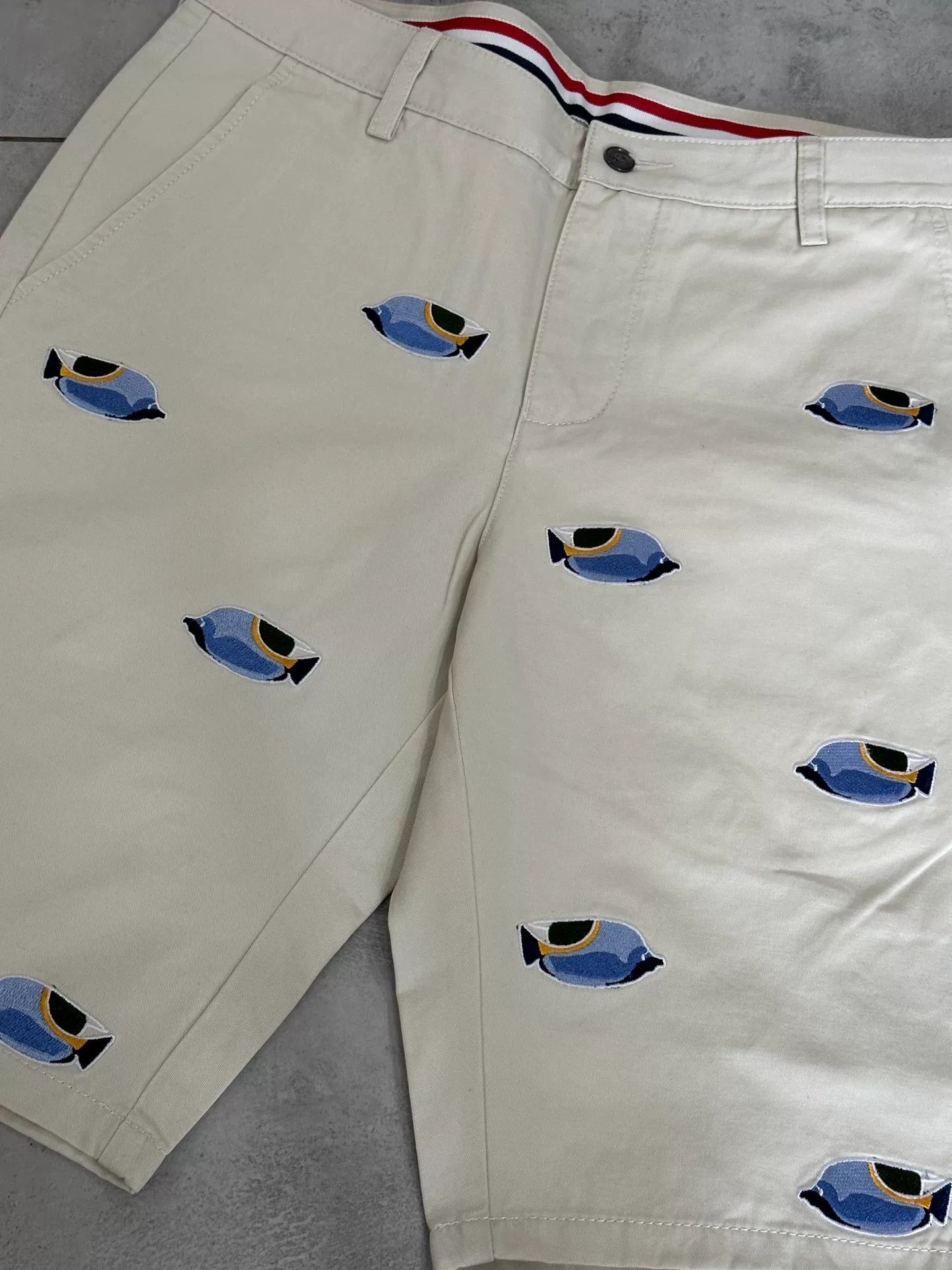 Thom Browne Thom Browne Men's Embroidered Shorts Size US 32 / EU 48 - 6 Thumbnail