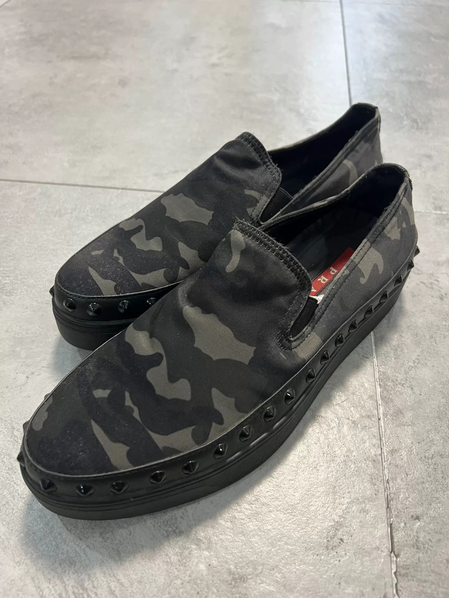 Prada Prada Men's Slip-On Casual Sneakers Size US 7 / EU 40 - 2 Thumbnail