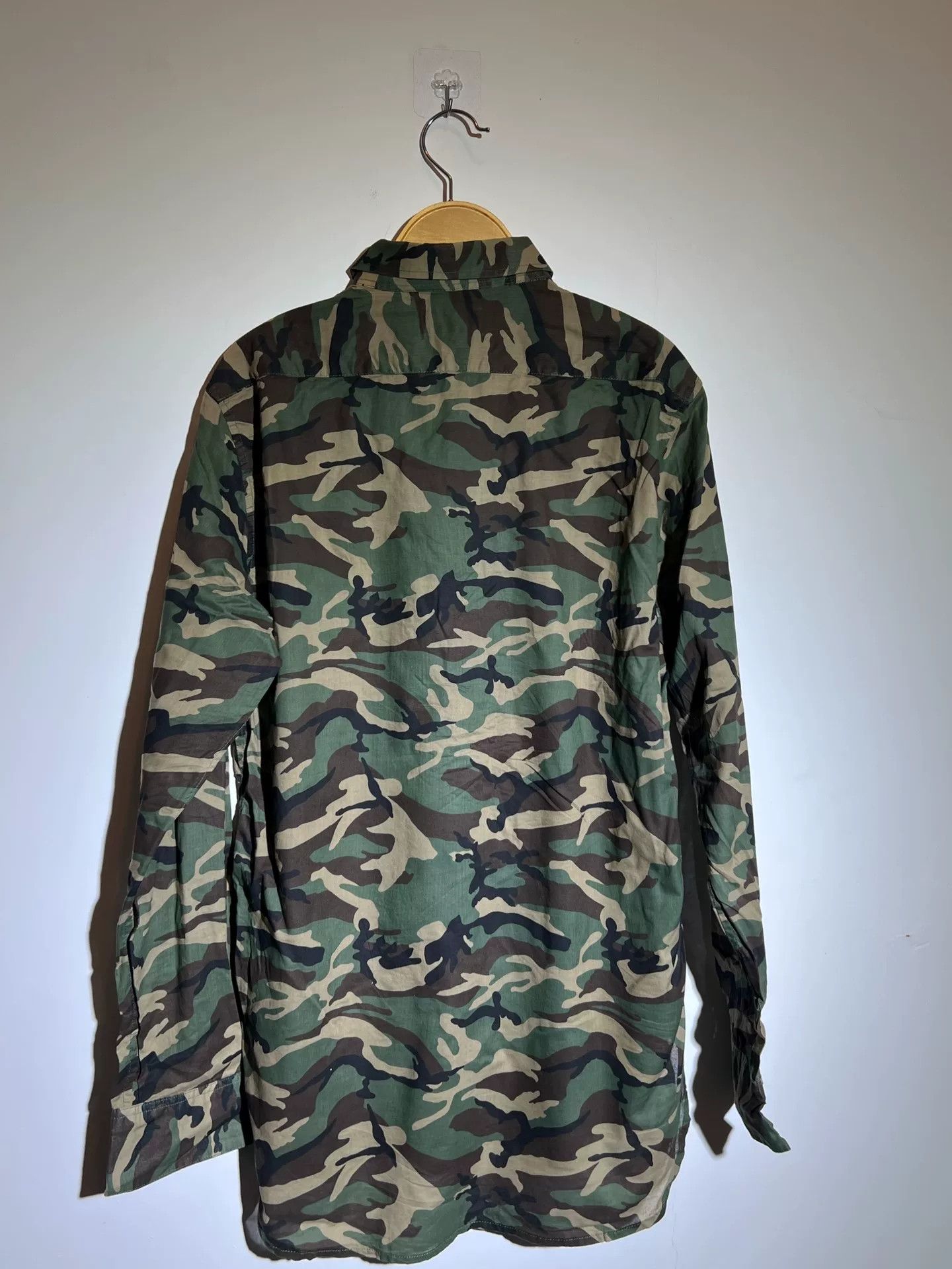 Saint Laurent Paris Saint Laurent Camouflage Shirt for Men and Women Size US M / EU 48-50 / 2 - 2 Thumbnail