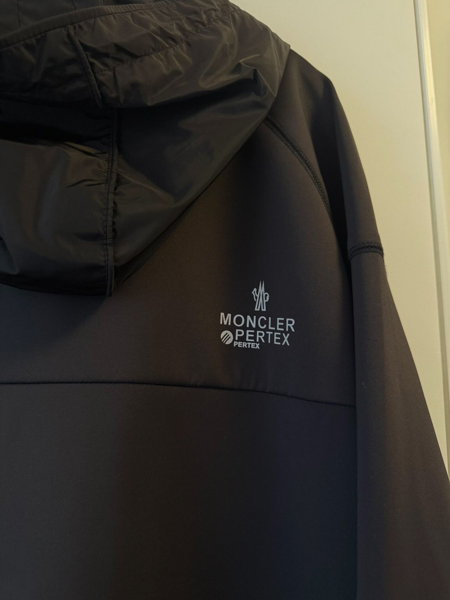 Moncler Moncler Men's Sports Jacket Size US XL / EU 56 / 4 - 5 Thumbnail