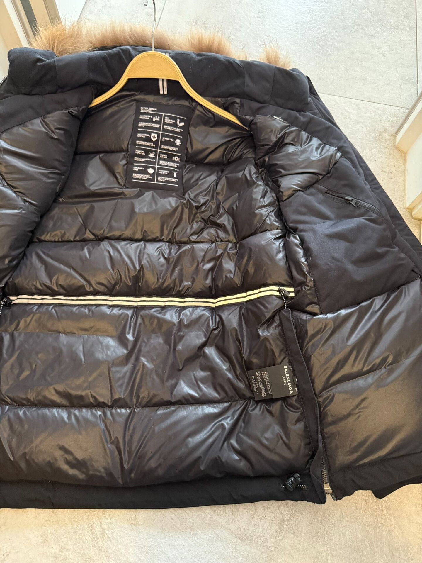 Balenciaga Balenciaga Waterproof Down Jacket Size US S / EU 44-46 / 1 - 8 Thumbnail