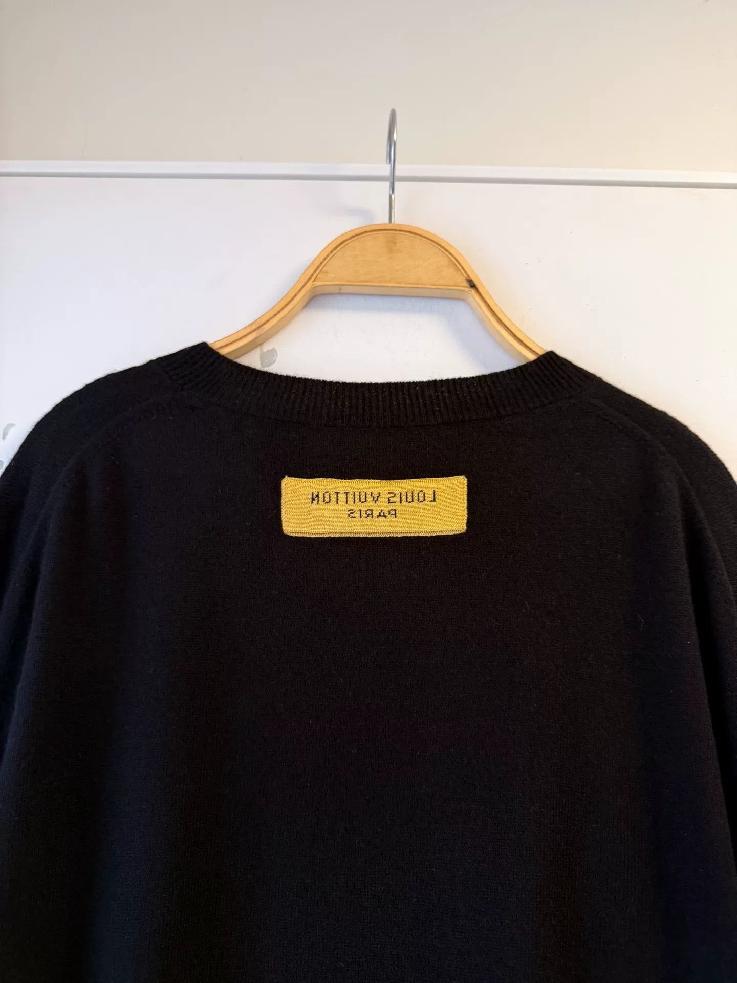Louis Vuitton Louis Vuitton Black Cashmere Knit Sweater Size US XL / EU 56 / 4 - 4 Thumbnail