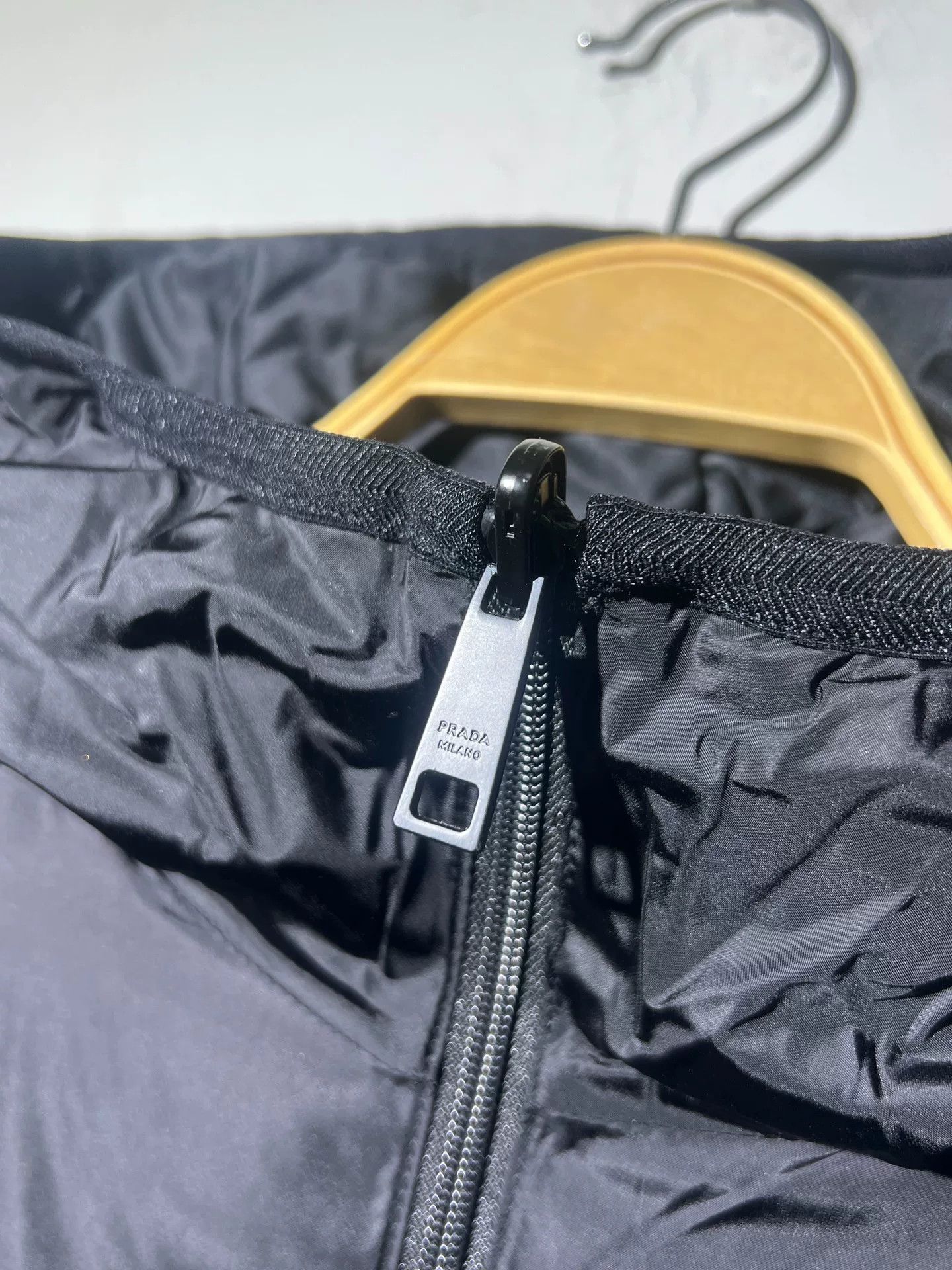 Prada PRADA Reversible Down Jacket Black Camouflage Size US L / EU 52-54 / 3 - 8 Thumbnail