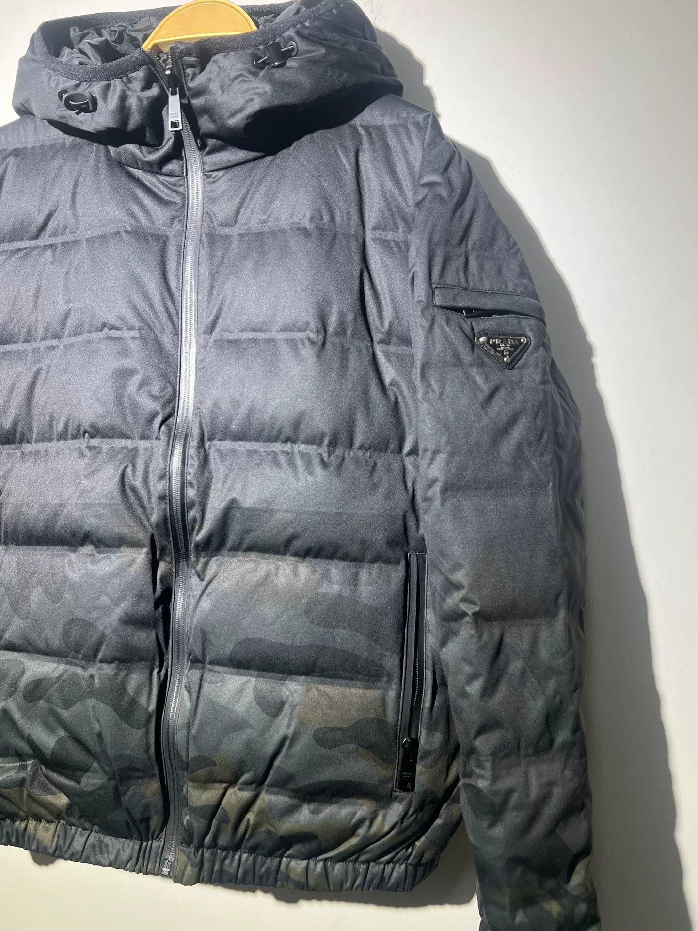 Prada PRADA Reversible Down Jacket Black Camouflage Size US L / EU 52-54 / 3 - 3 Thumbnail