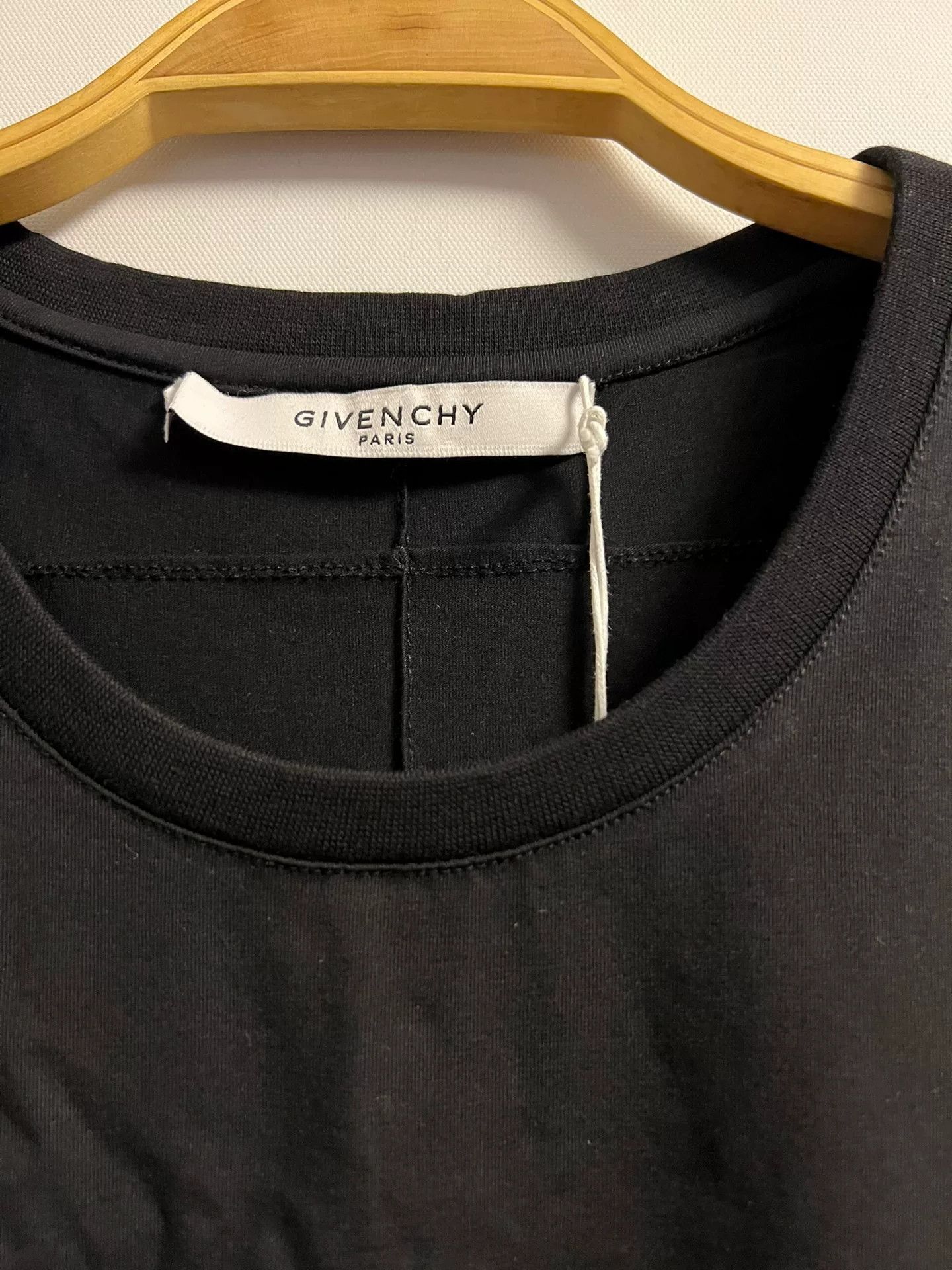 Givenchy Givenchy Men's Short Sleeve T-Shirt Size US L / EU 52-54 / 3 - 4 Thumbnail