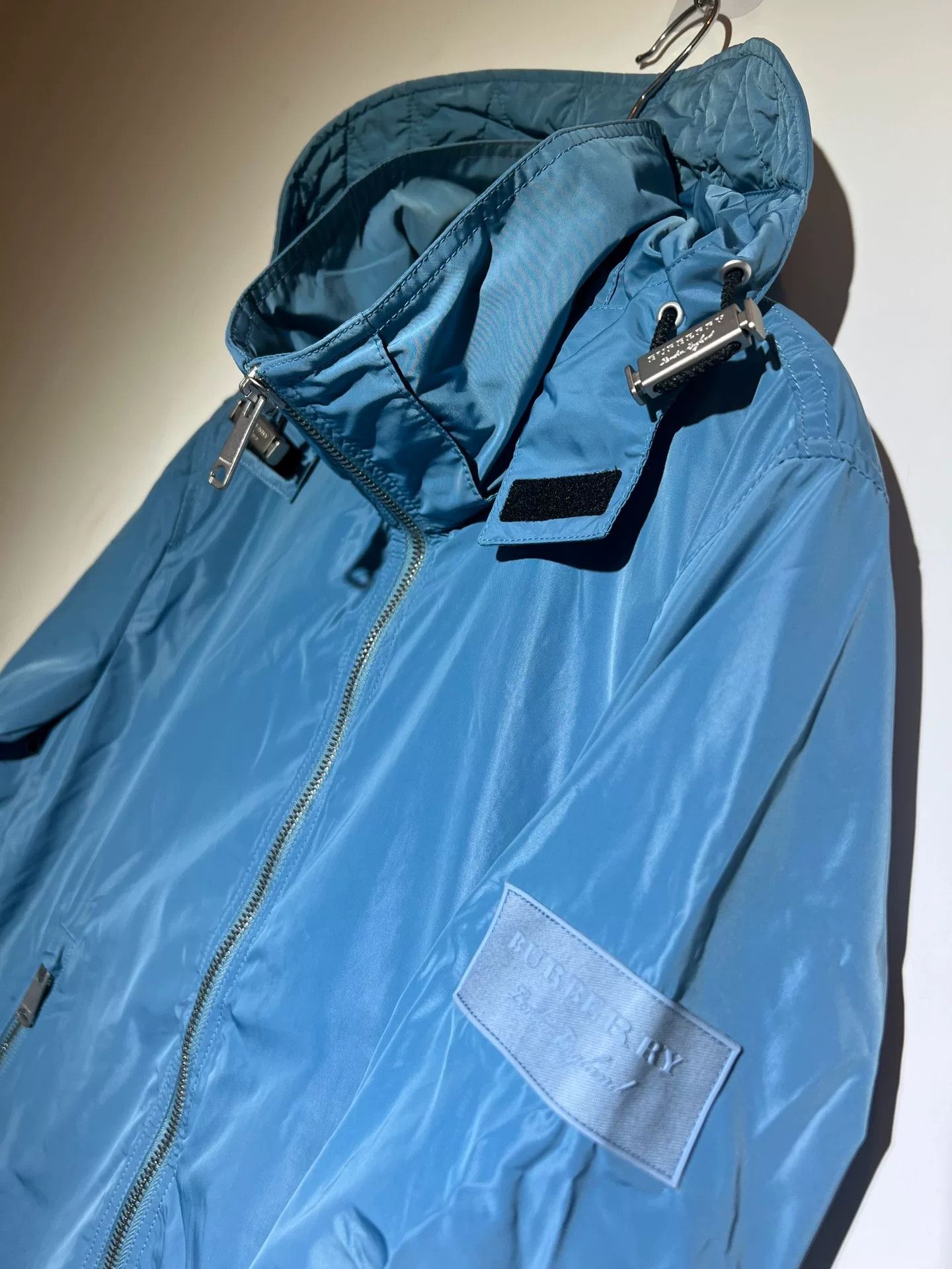 Burberry Burberry Men's Stylish Waterproof Jacket Size US S / EU 44-46 / 1 - 6 Thumbnail