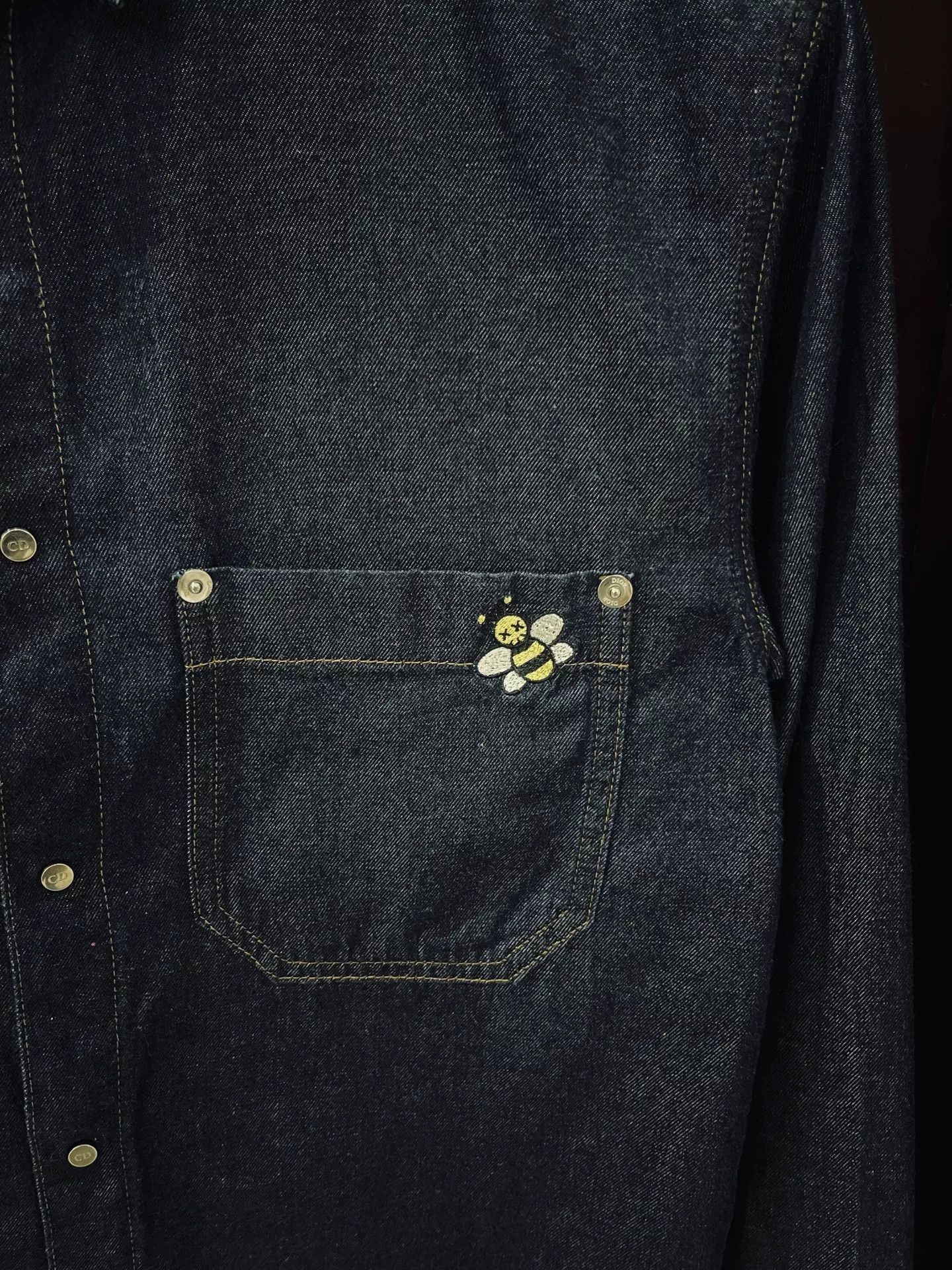 Dior Dior Kaws Embroidered Denim Shirt Size US M / EU 48-50 / 2 - 2 Thumbnail