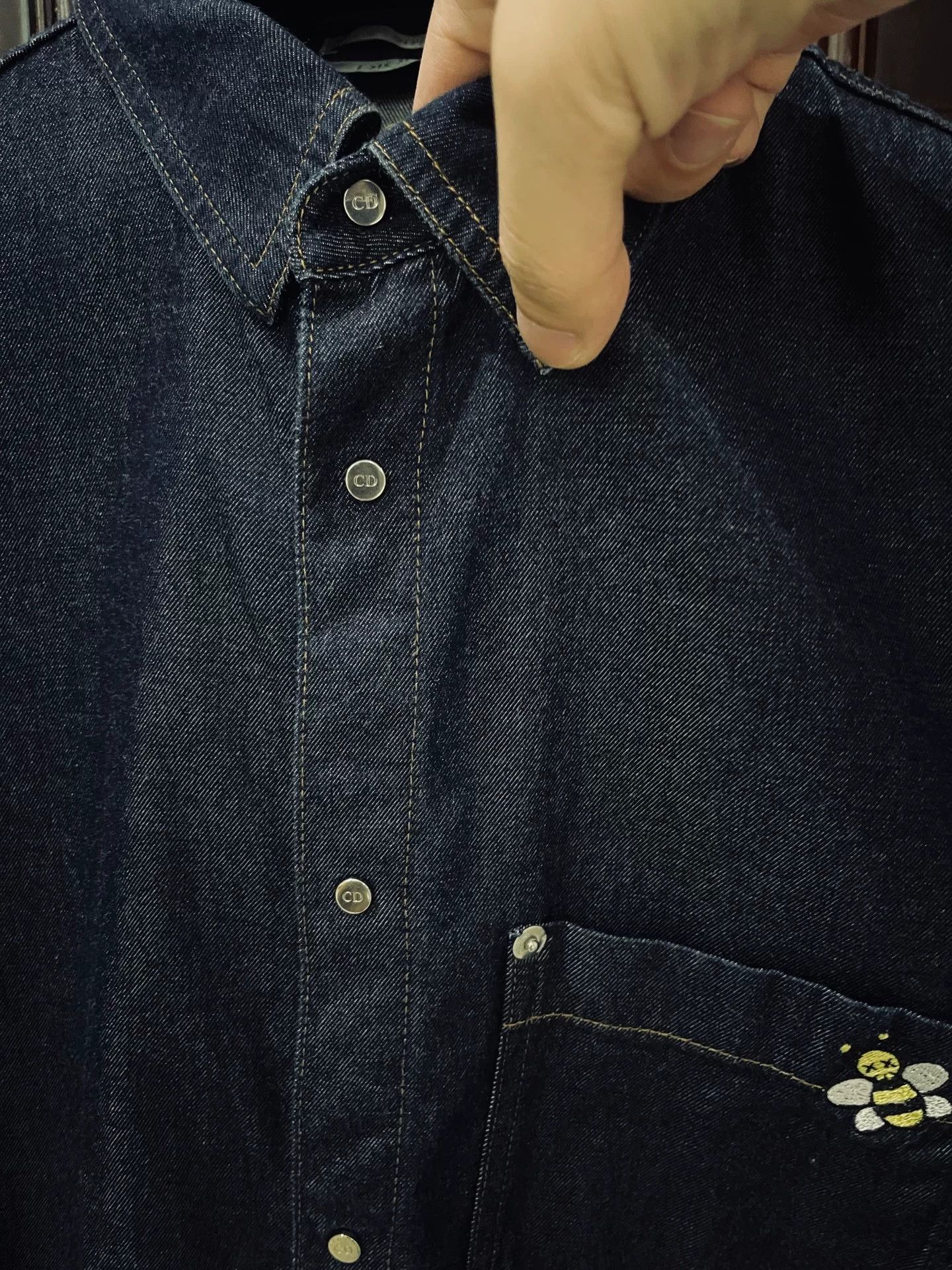 Dior Dior Kaws Embroidered Denim Shirt Size US M / EU 48-50 / 2 - 3 Thumbnail