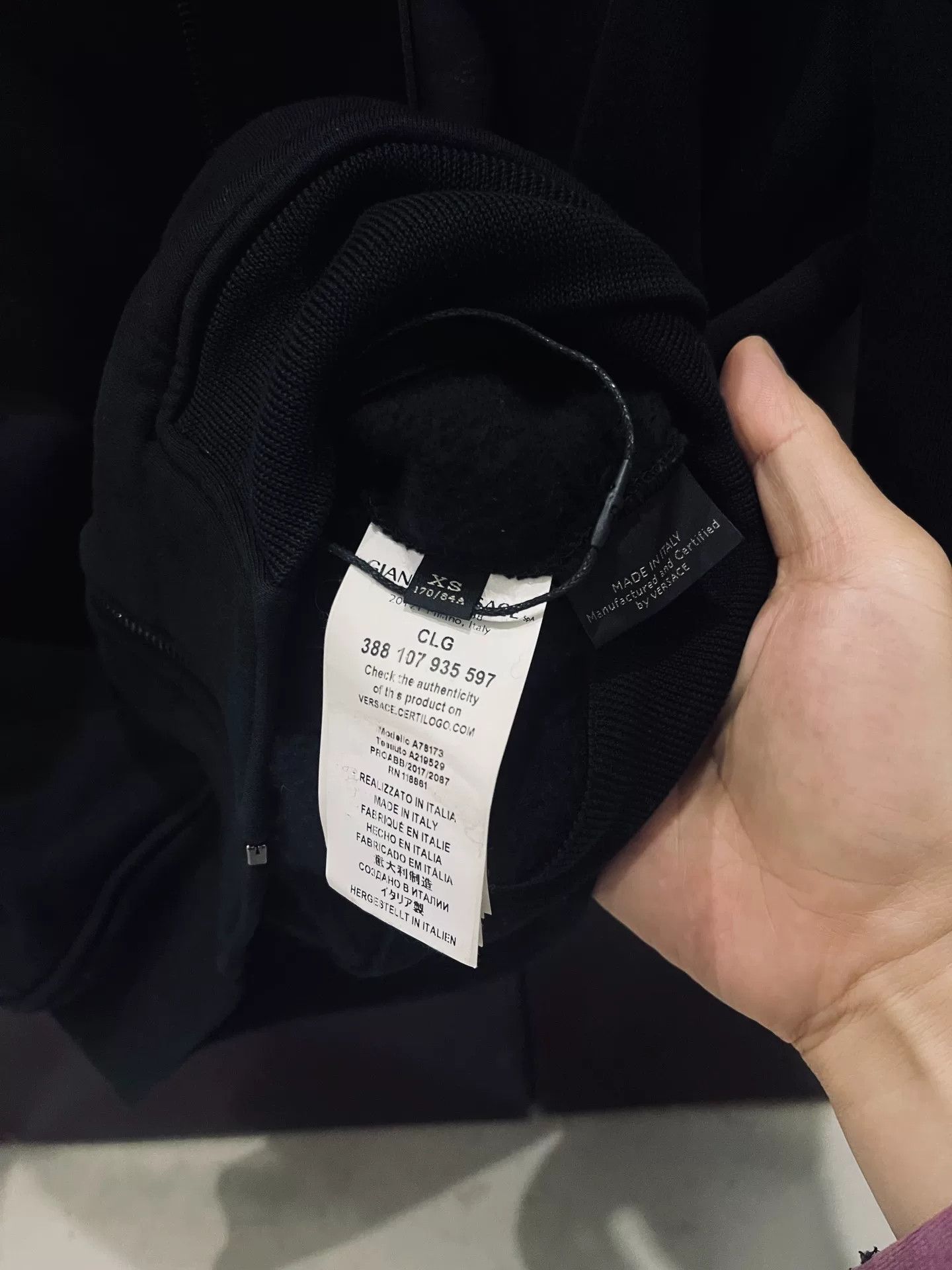 Versace Versace Black Hooded Sweatshirt with Medusa Size XS / US 0-2 / IT 36-38 - 4 Thumbnail