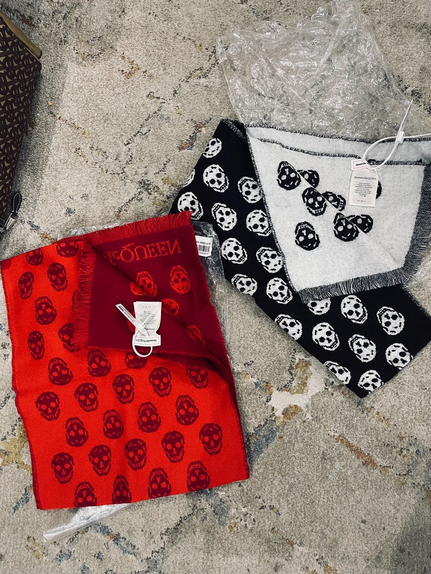 Alexander McQueen Alexander McQueen Skull Cashmere Scarf Size ONE SIZE - 4 Thumbnail