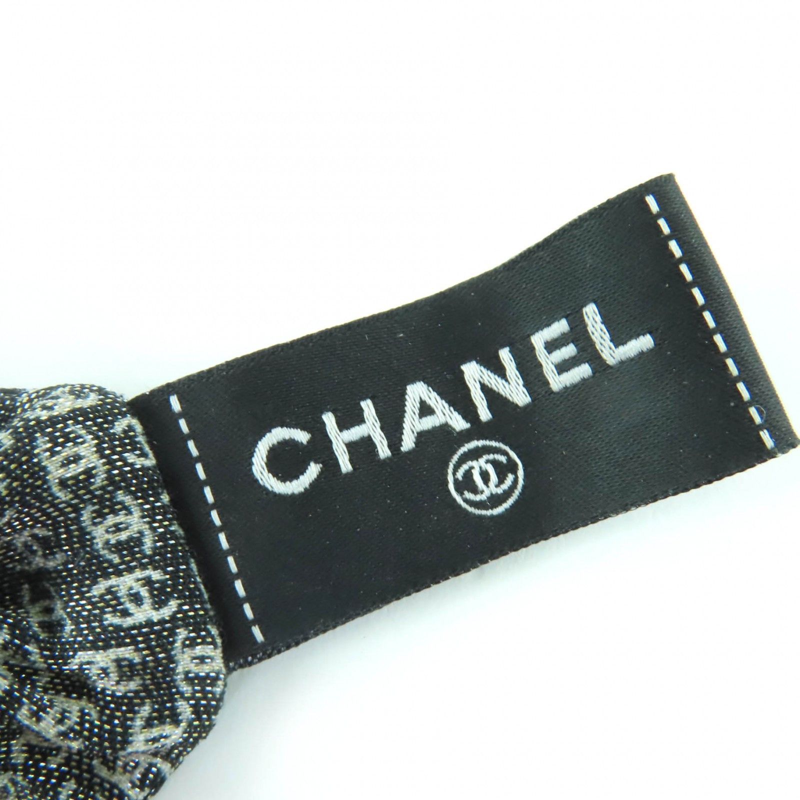 Chanel Chanel Chanel Métiers d'Art Collection COCO Mark Ribbon Scrunchie Textile Other DUTY FREE for USA Size ONE SIZE - 6 Thumbnail