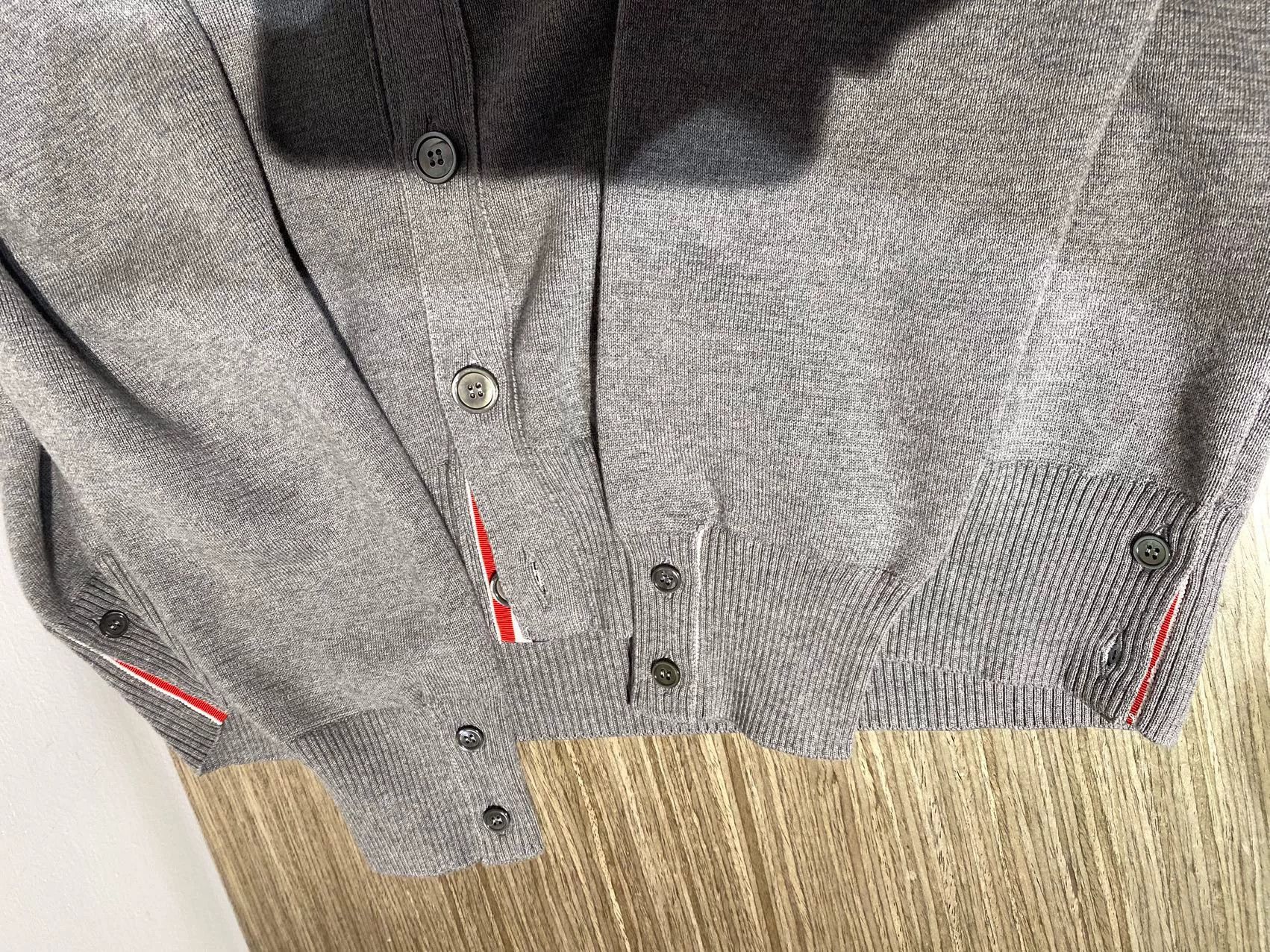 Thom Browne Thom Browne Men's Classic Cardigan Size US M / EU 48-50 / 2 - 5 Thumbnail