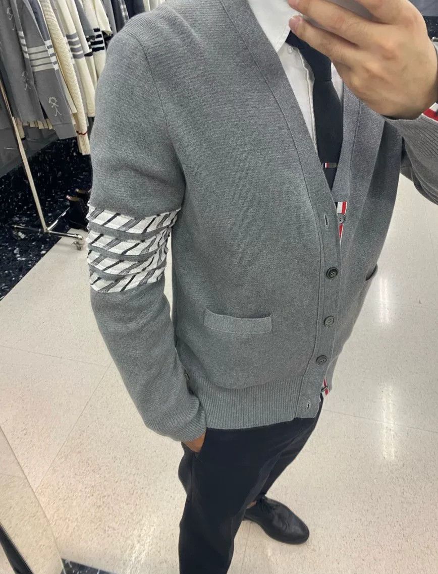 Thom Browne Thom Browne Men's Classic Cardigan Size US M / EU 48-50 / 2 - 9 Thumbnail
