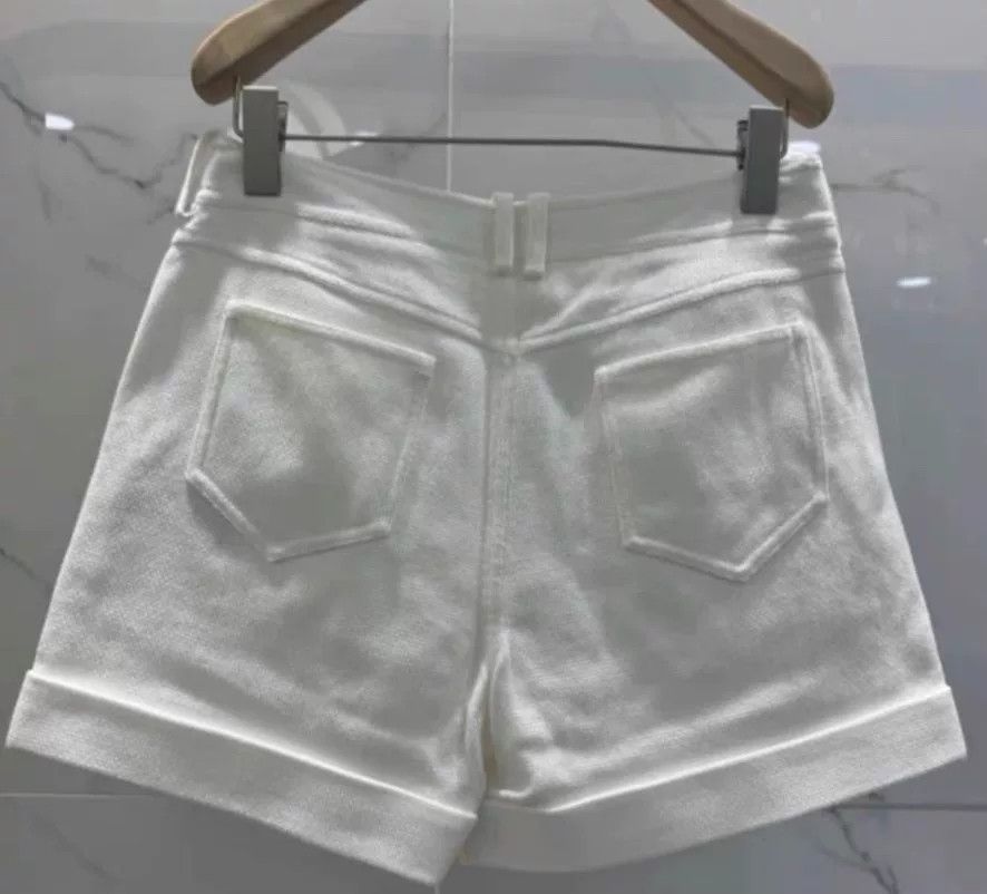 Balmain Balmain Women's White Shorts with Gold Buttons Size 40" / US 18 - 4 Thumbnail