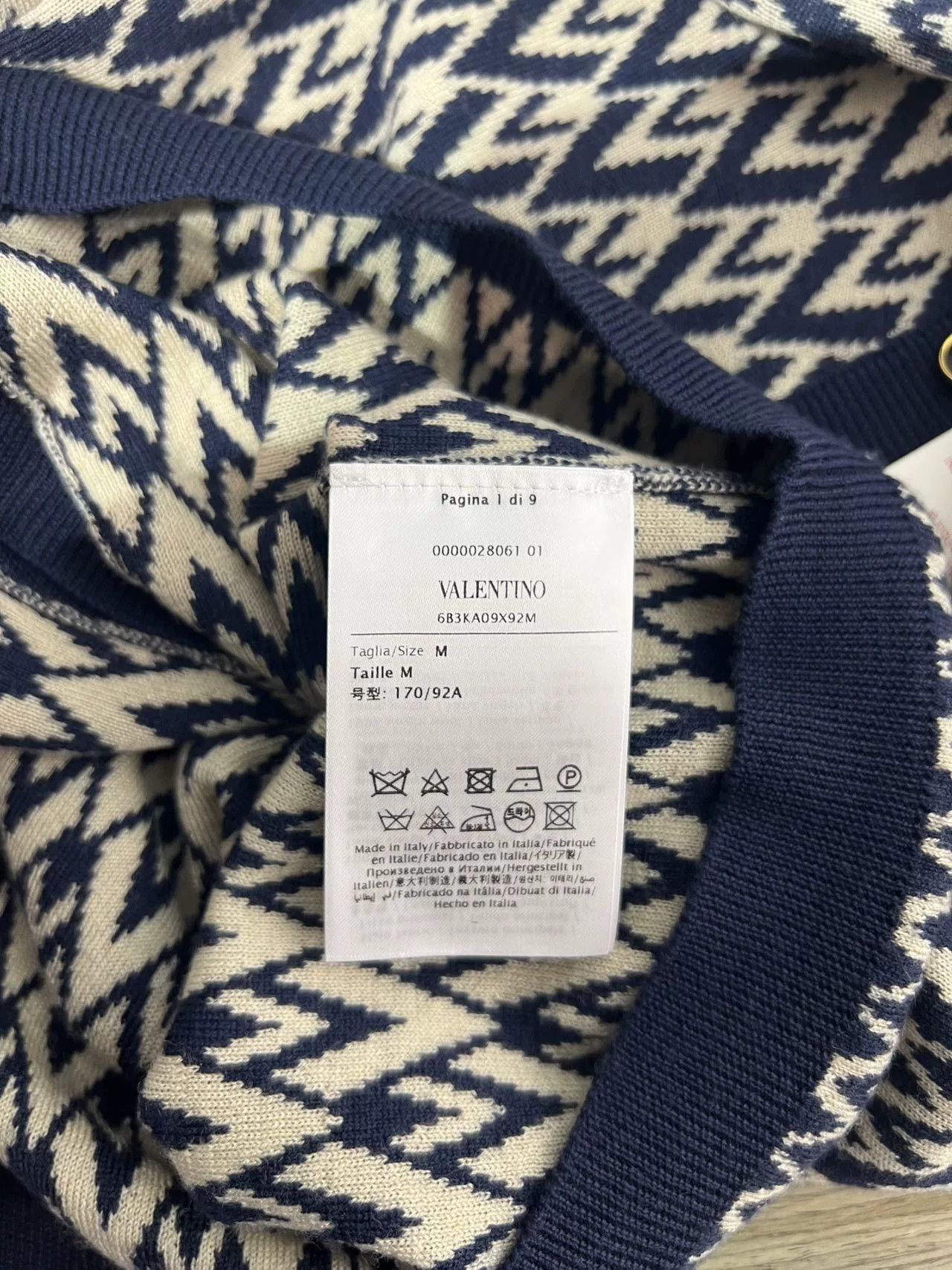 Valentino Valentino Women's Classic Knit Cardigan Size M / US 6-8 / IT 42-44 - 8 Thumbnail
