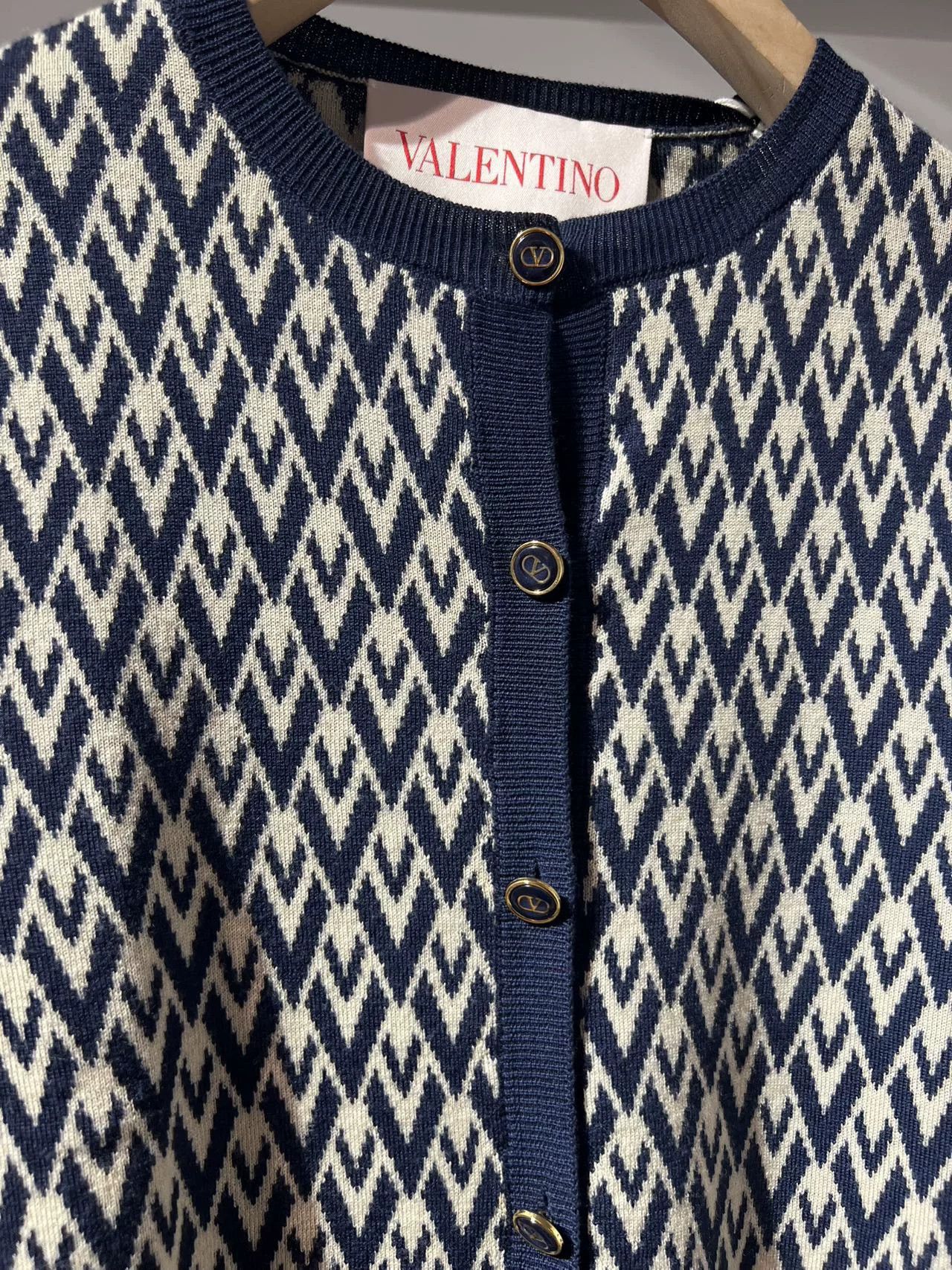 Valentino Valentino Women's Classic Knit Cardigan Size M / US 6-8 / IT 42-44 - 5 Thumbnail
