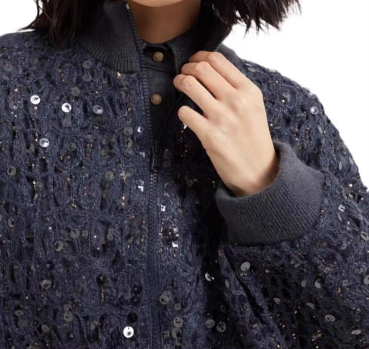 Brunello Cucinelli Brunello Cucinelli Sparkly Cardigan for Women Size M / US 6-8 / IT 42-44 - 5 Thumbnail