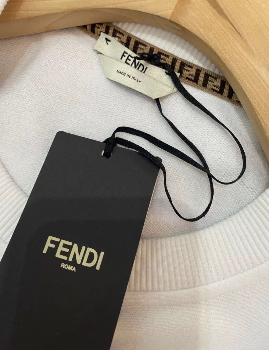 Fendi Fendi Women's Short Sweatshirt with Detachable Sleeves Size XS / US 0-2 / IT 36-38 - 6 Thumbnail