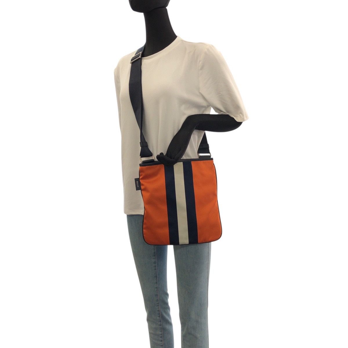 Bally Bally Bally Nylon Shoulder Bag Textile Shoulder Bag DUTY FREE for USA Size ONE SIZE - 7 Thumbnail