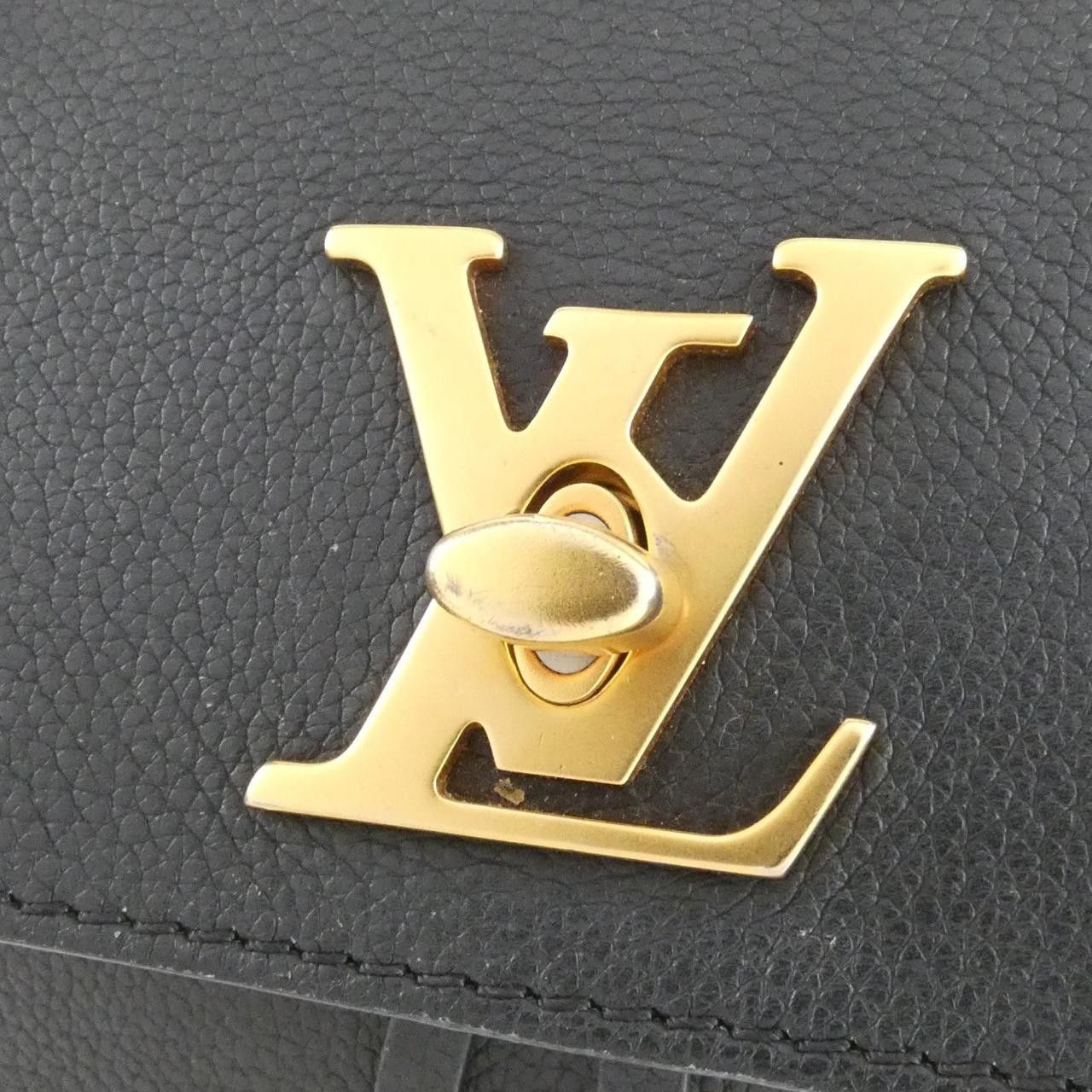 Louis Vuitton Louis Vuitton Louis Vuitton Lockme Calfskin Backpack Leather Backpack DUTY FREE for USA Size ONE SIZE - 4 Thumbnail