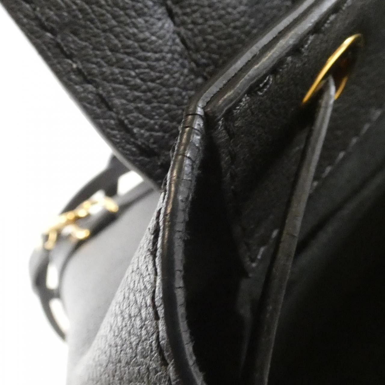 Louis Vuitton Louis Vuitton Louis Vuitton Lockme Calfskin Backpack Leather Backpack DUTY FREE for USA Size ONE SIZE - 9 Thumbnail