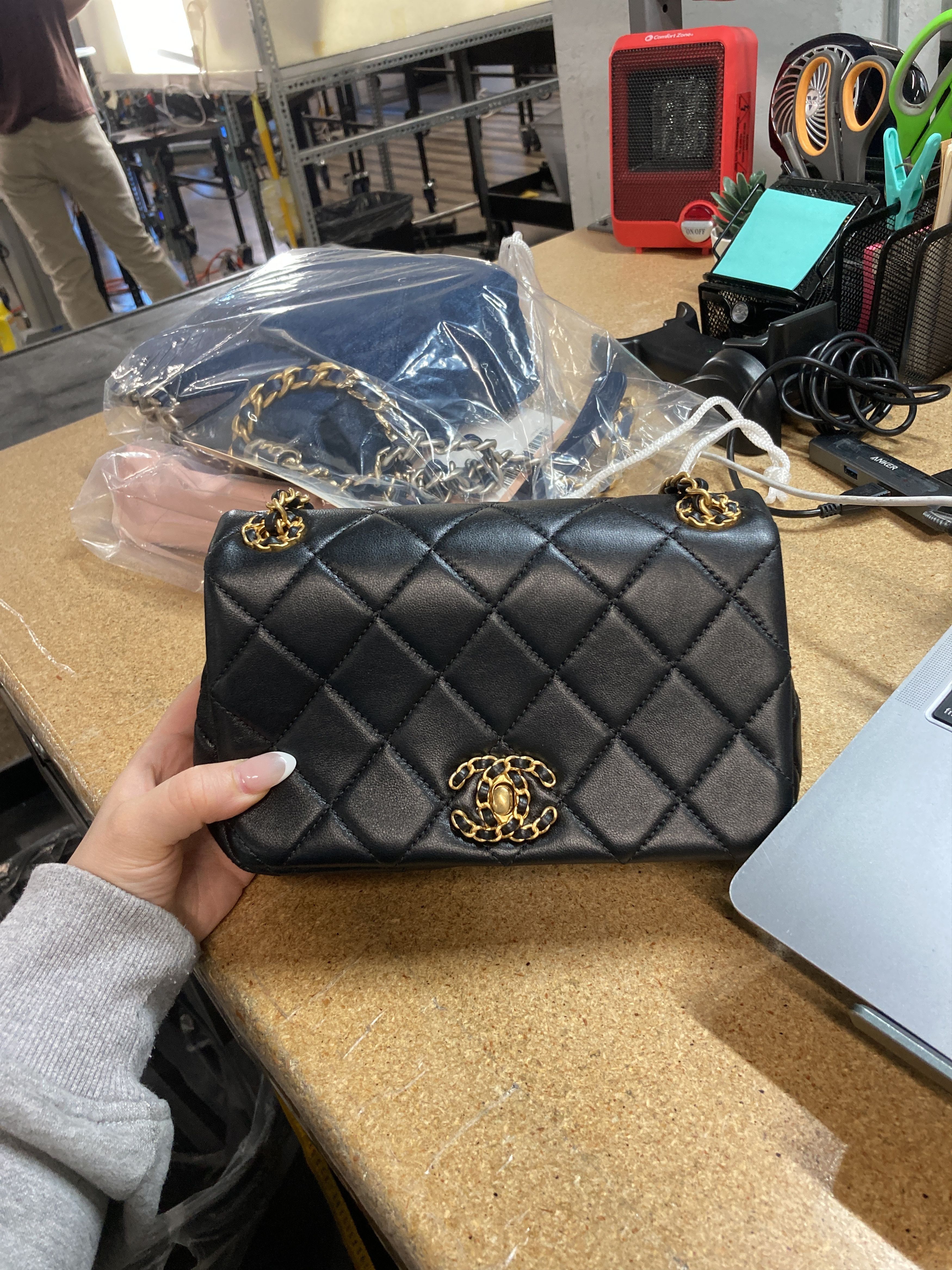 Chanel Chain Infinity Flap Bag Quilted Lambskin Mini Size ONE SIZE - 7 Thumbnail