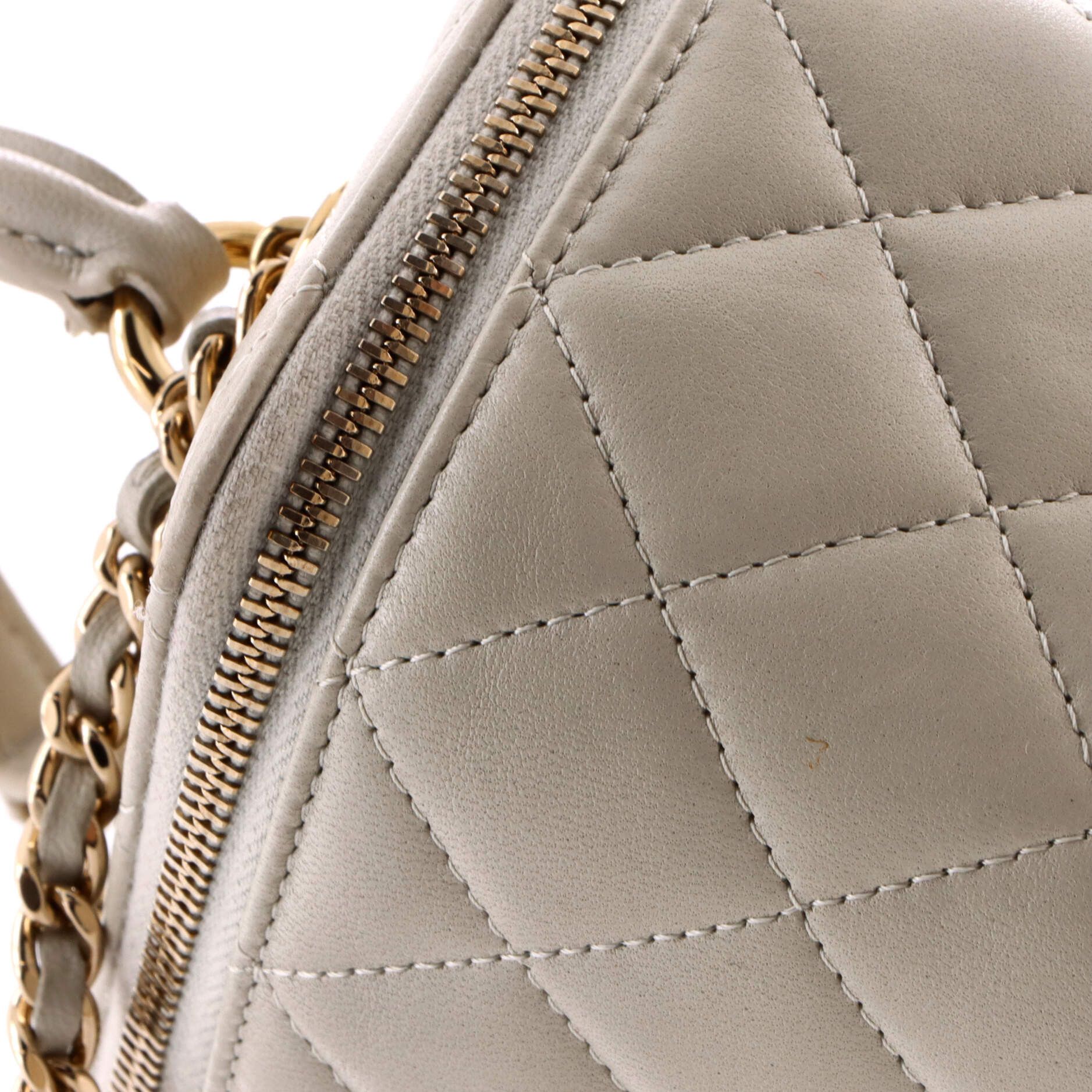 Chanel Trendy CC Top Handle Vanity Case with Chain Quilted Lambskin Small Size ONE SIZE - 6 Thumbnail