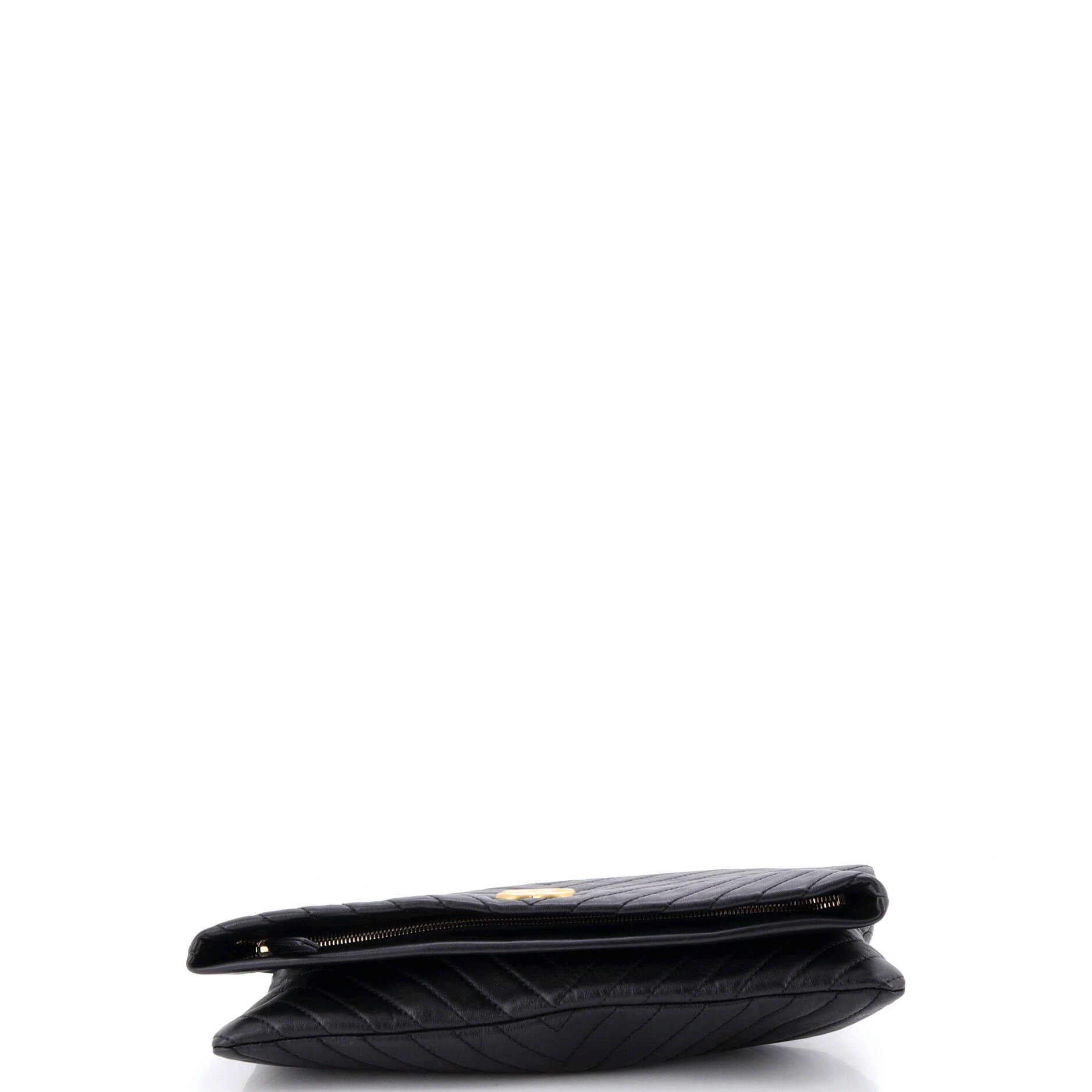Chanel CC Foldover Clutch Chevron Lambskin Large Size ONE SIZE - 3 Thumbnail