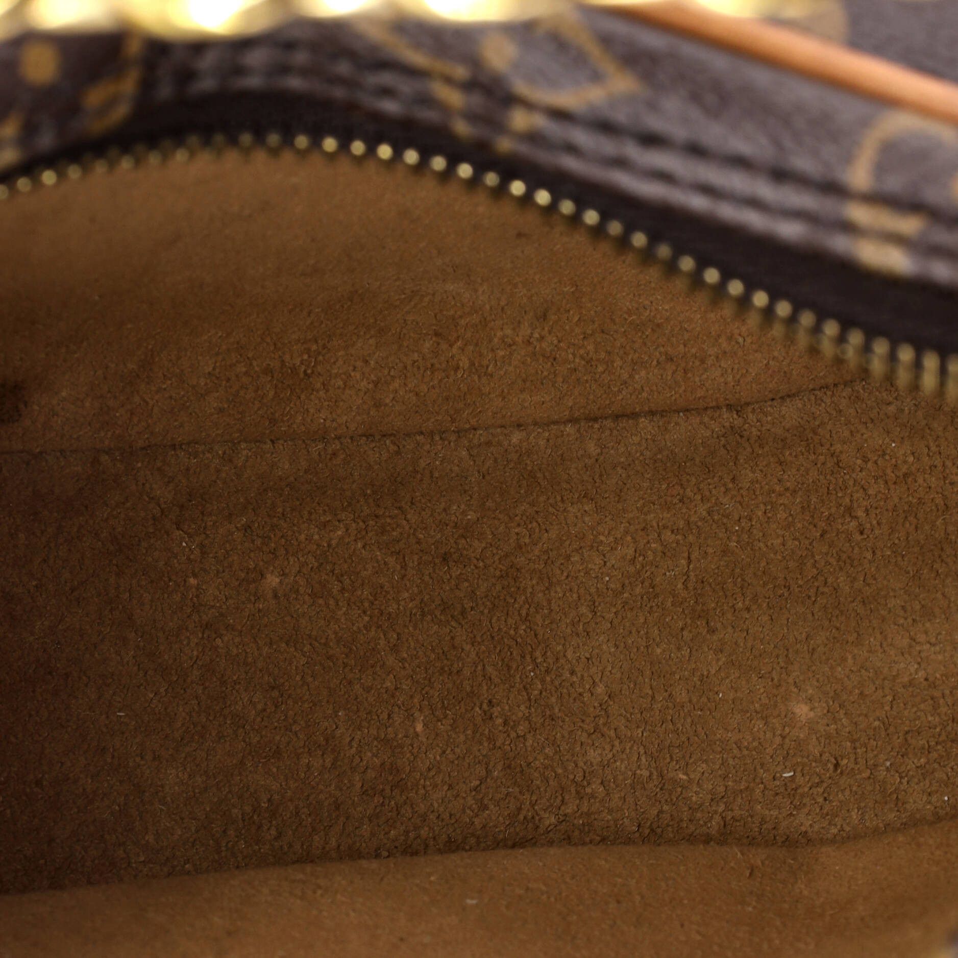 Louis Vuitton Loop Handbag Monogram Canvas Size ONE SIZE - 4 Thumbnail