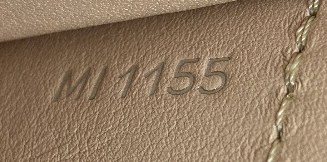 Louis Vuitton Capucines Bag Leather GM Size ONE SIZE - 8 Thumbnail