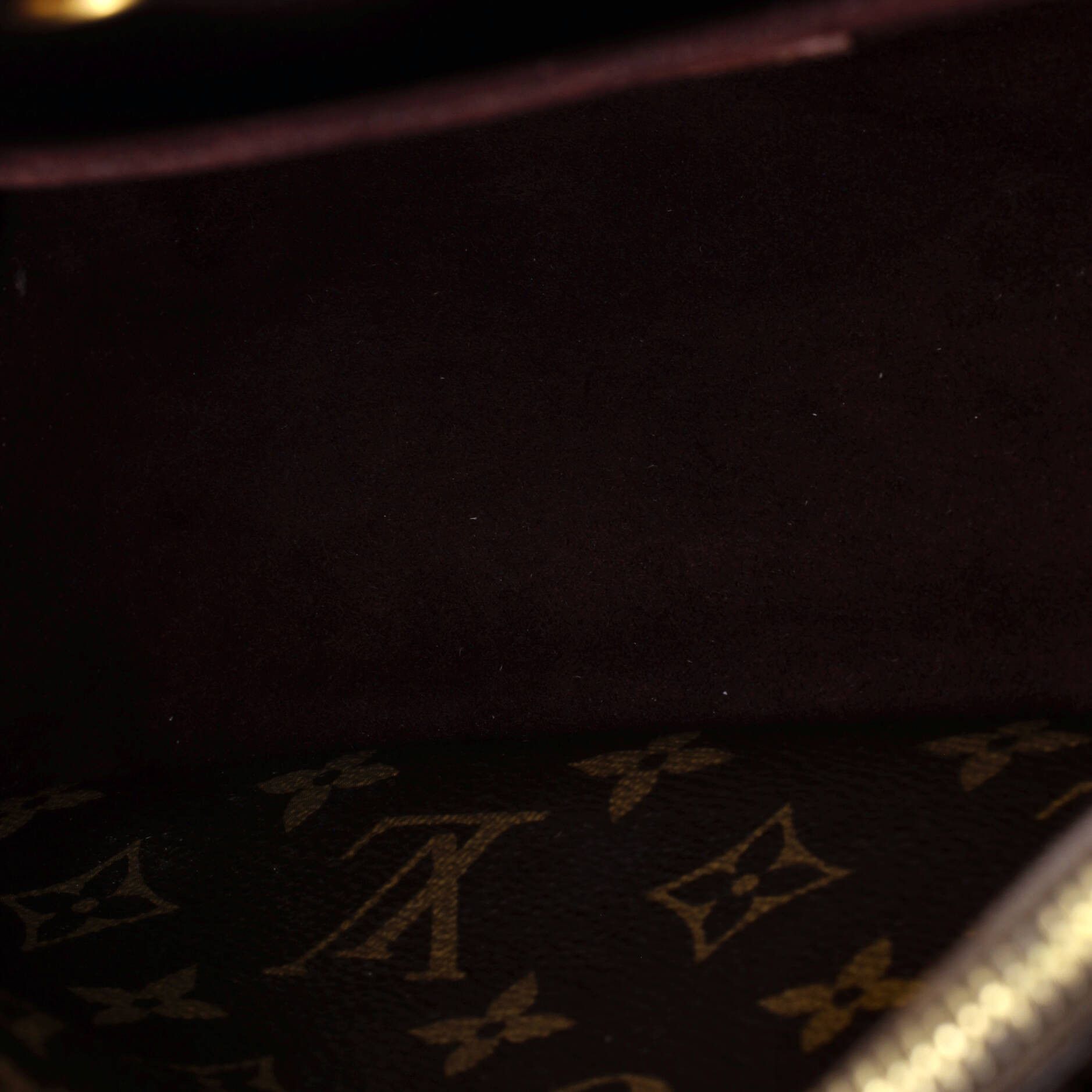 Louis Vuitton Montaigne Handbag Monogram Canvas MM Size ONE SIZE - 4 Thumbnail