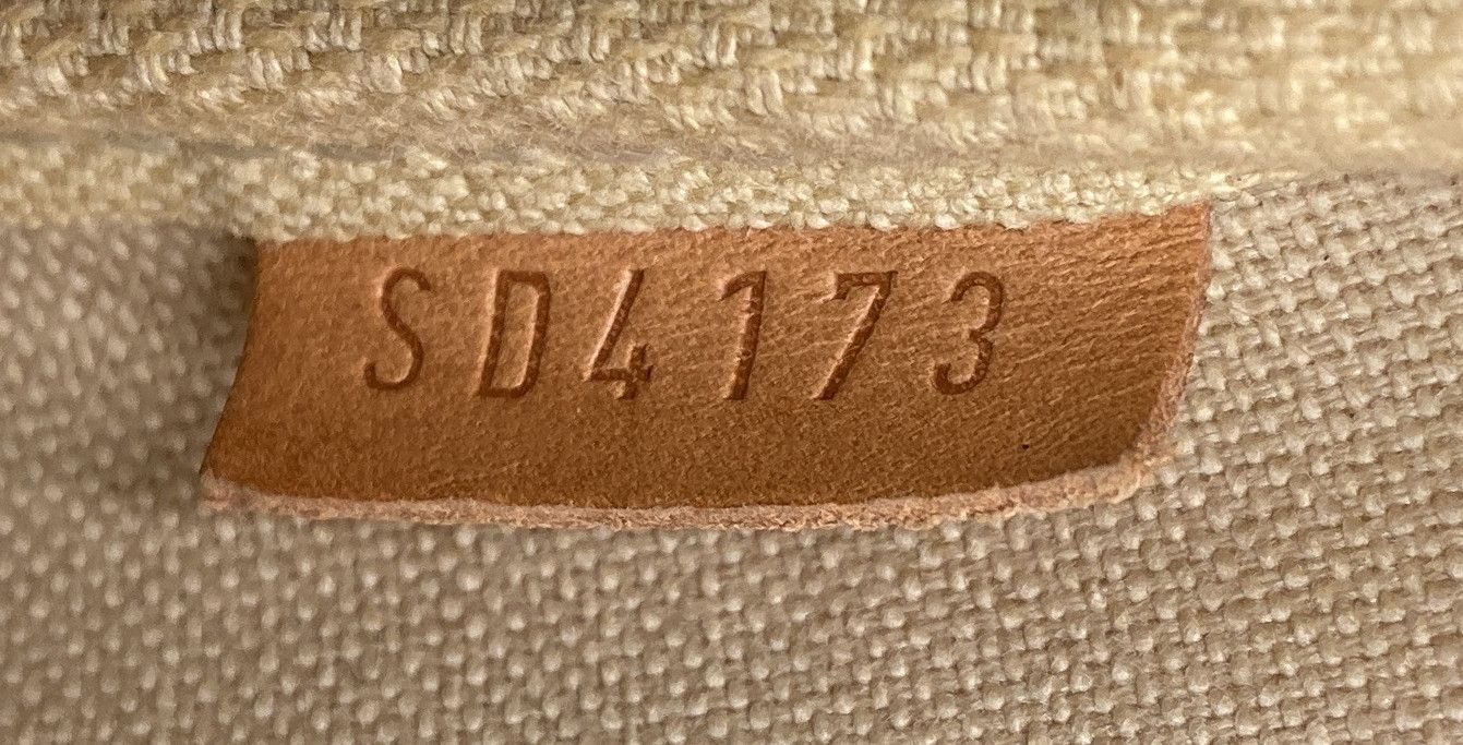 Louis Vuitton Eva Handbag Damier Size ONE SIZE - 8 Thumbnail