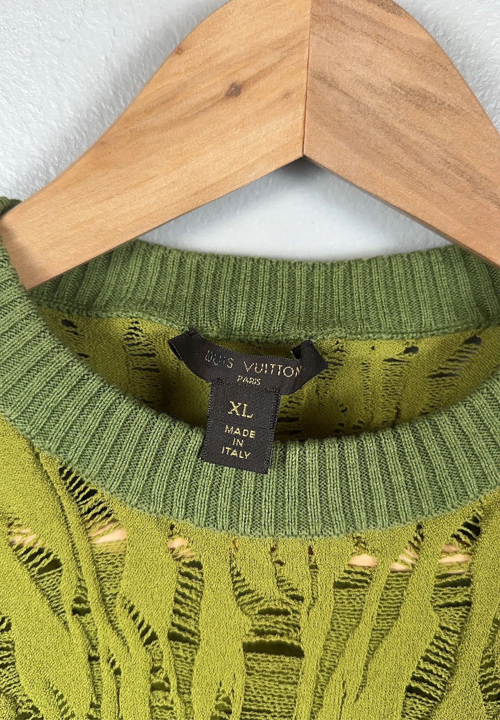 Louis Vuitton Louis Vuitton Sweater Size XL / US 12-14 / IT 48-50 - 2 Thumbnail