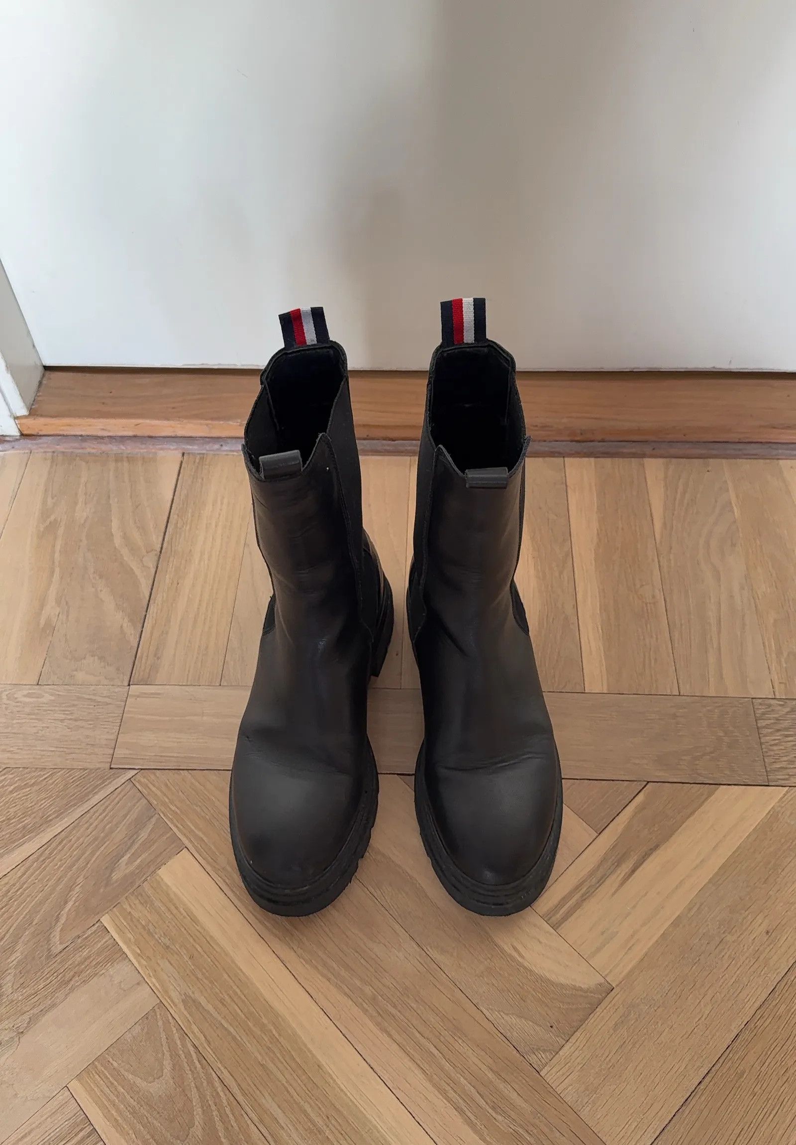 Tommy Hilfiger Tommy Hilfiger Boots Size US 8 / IT 38 - 2 Thumbnail