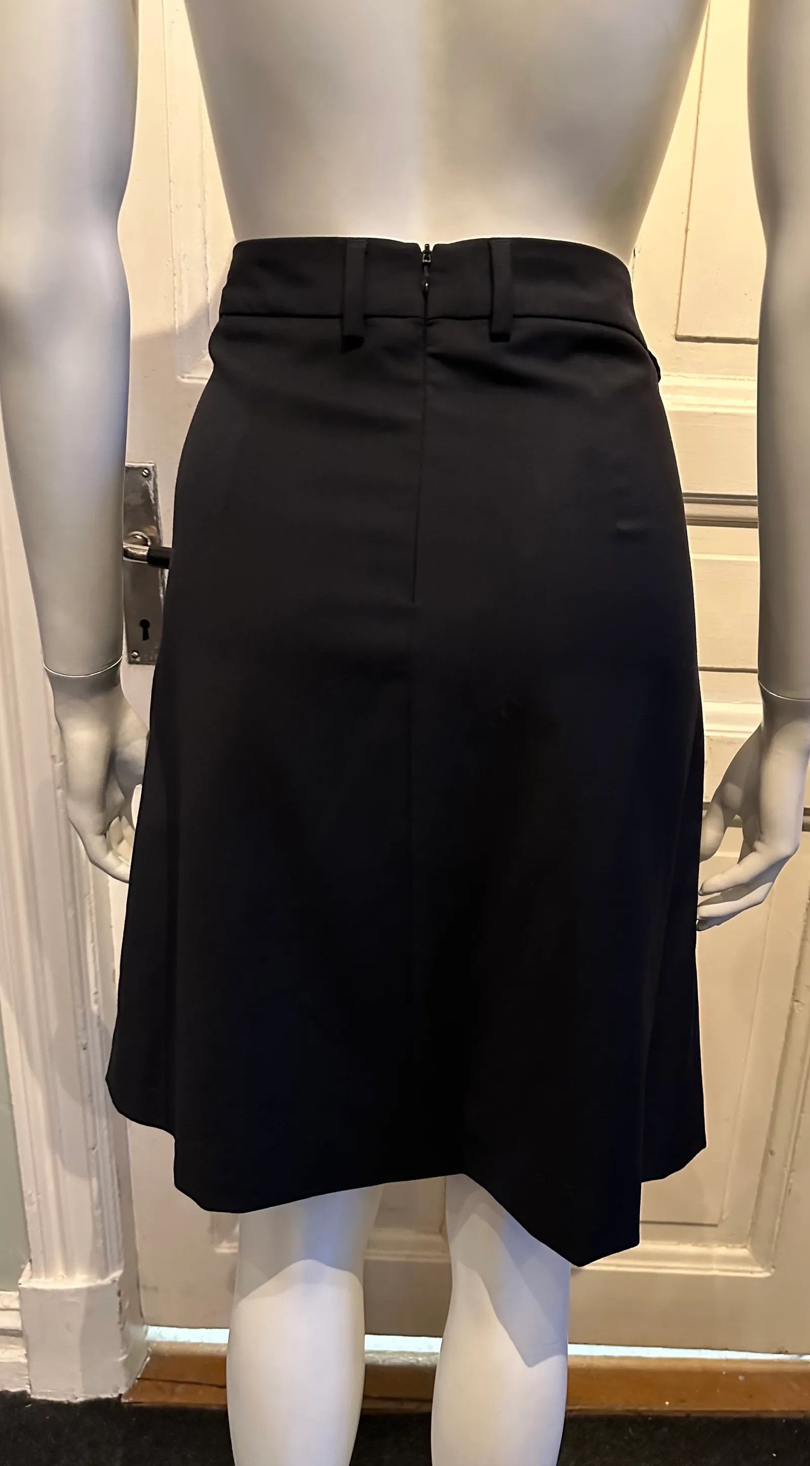 Filippa K Filippa K Jenny Cool Wool Skirt Skirt Size 30" / US 8 / IT 44 - 4 Thumbnail