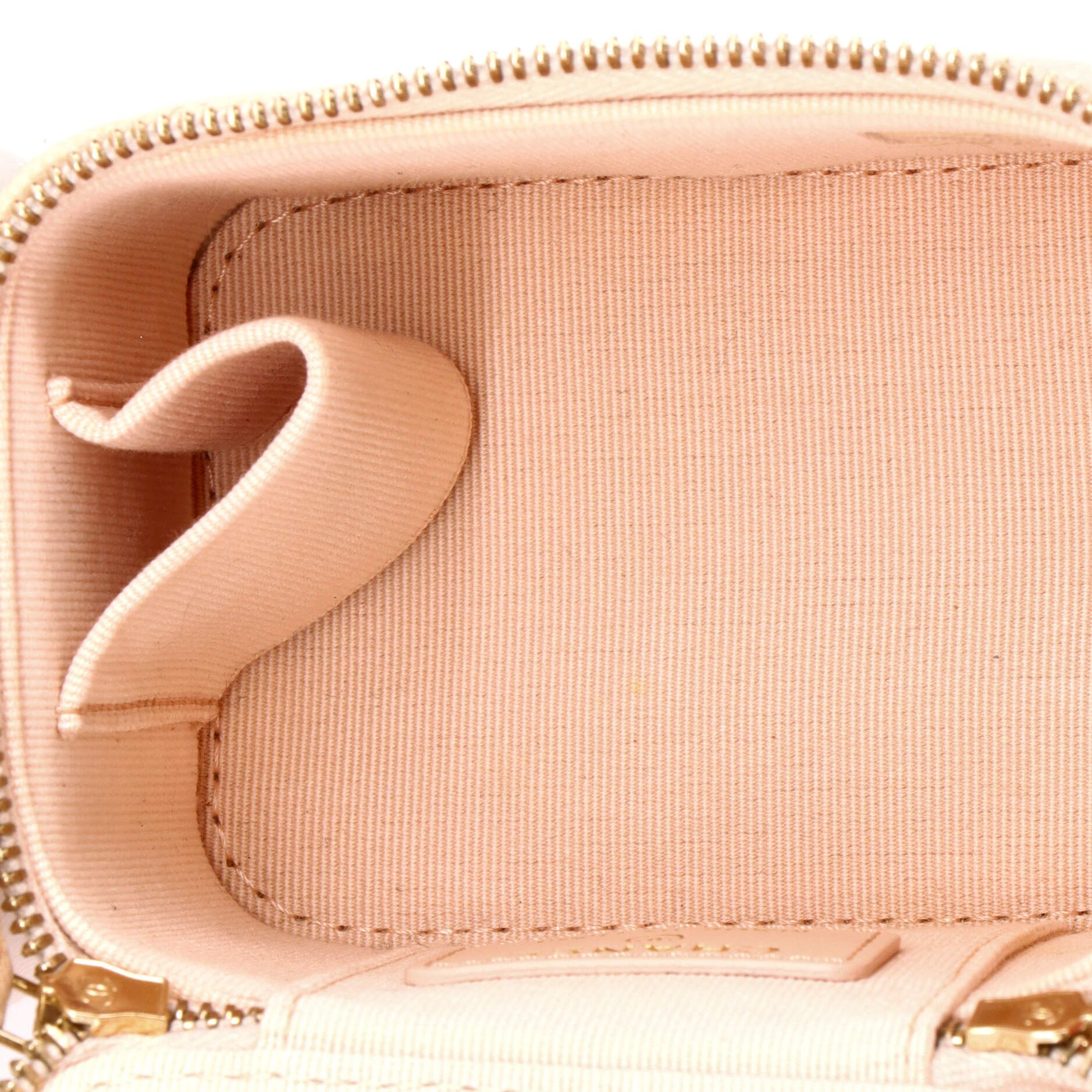 Chanel Classic Vanity Case with Chain Quilted Caviar Mini Size ONE SIZE - 5 Thumbnail